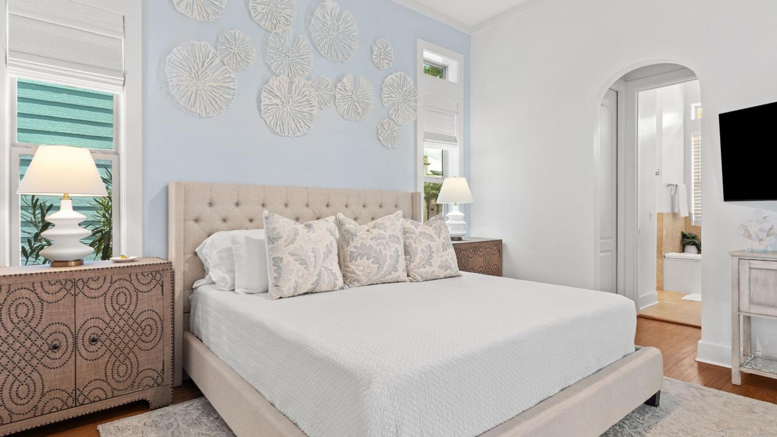 3 Ensuite Bedrooms Porches BBQ Near Inlet Beach 30A Ciel Bleu by Avantstay