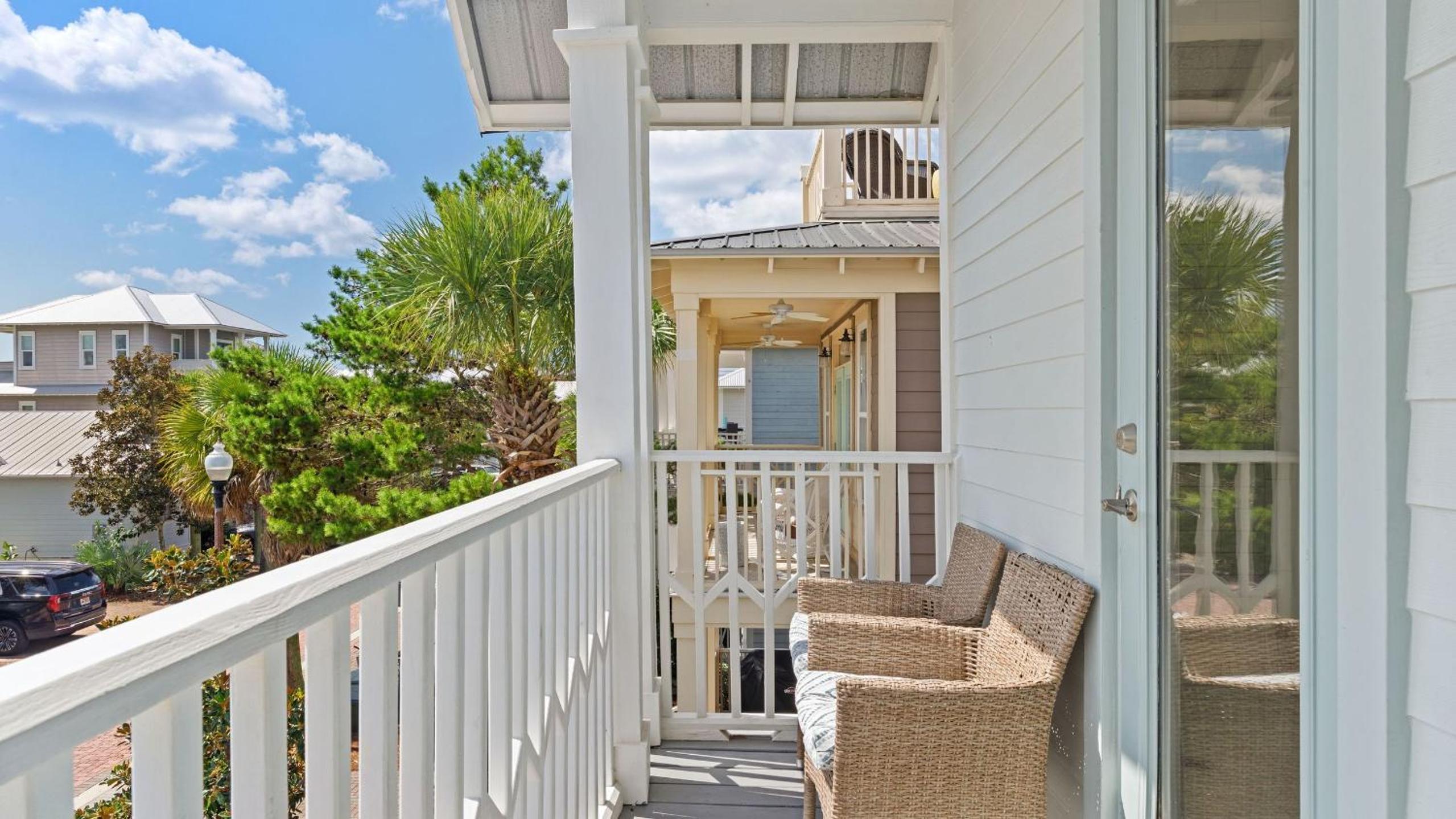 3 Ensuite Bedrooms Porches BBQ Near Inlet Beach 30A Ciel Bleu by Avantstay