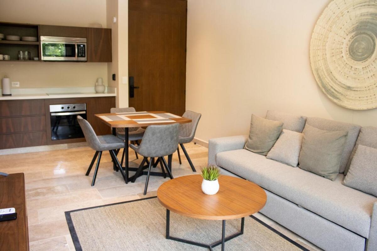 Peregrina Tulum 202B 1BR Condo