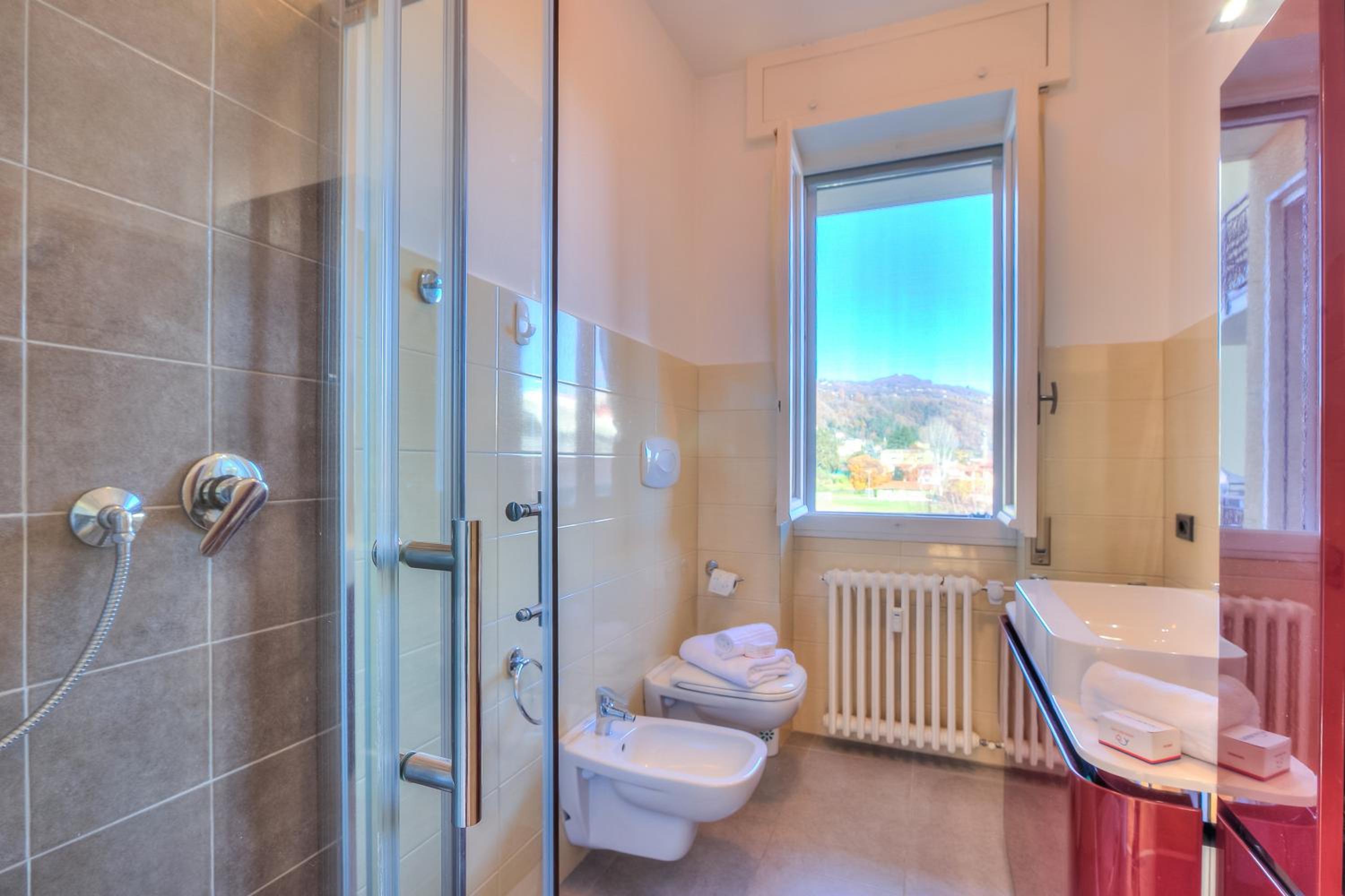 Dolce Orizzonte Few Steps From Lake - Happy Rentals