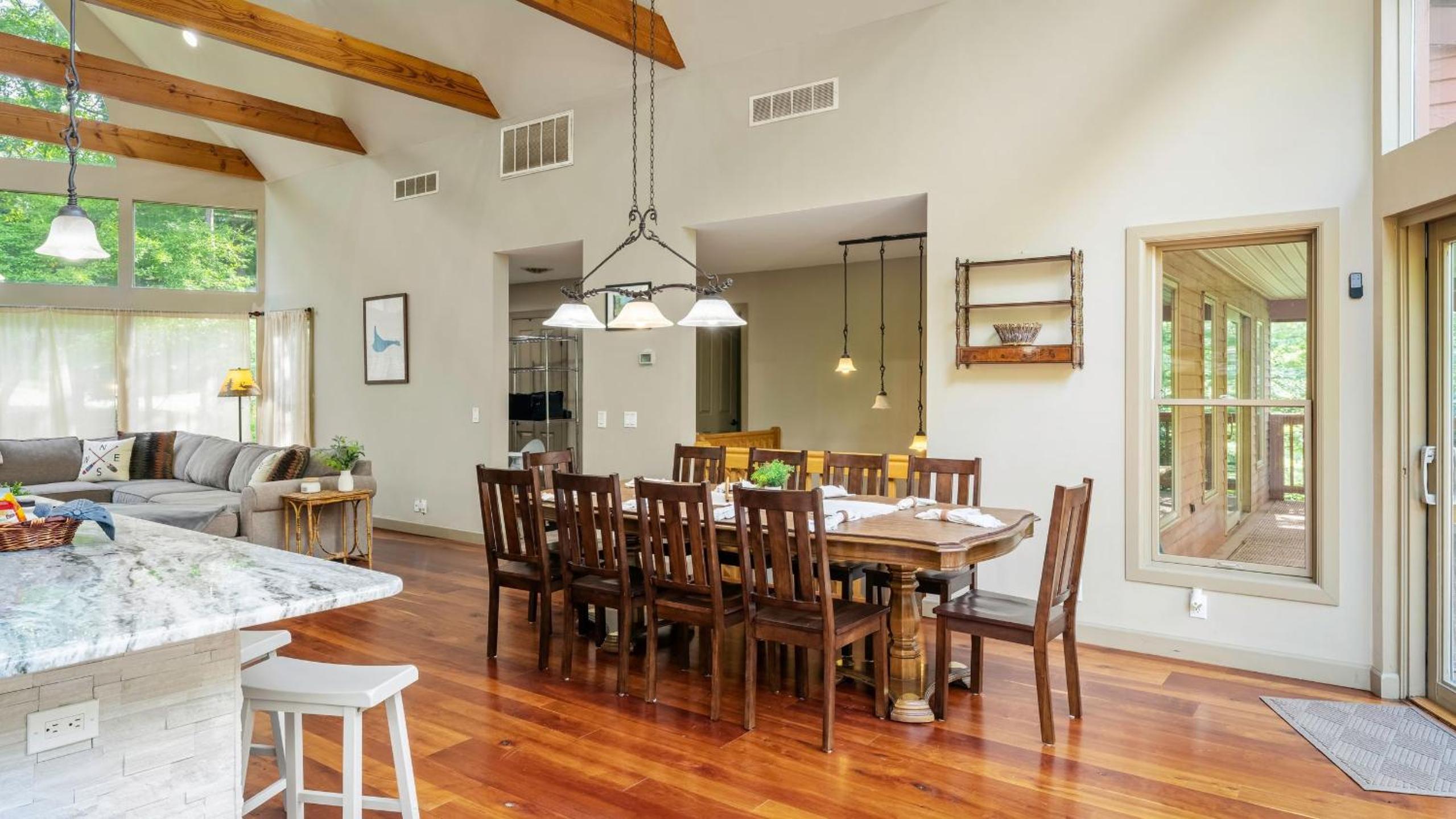 Lake Harmony Chalet w Hot Tub Arcades Near Beaches Ski Trails Everpine Lodge by AvantStay