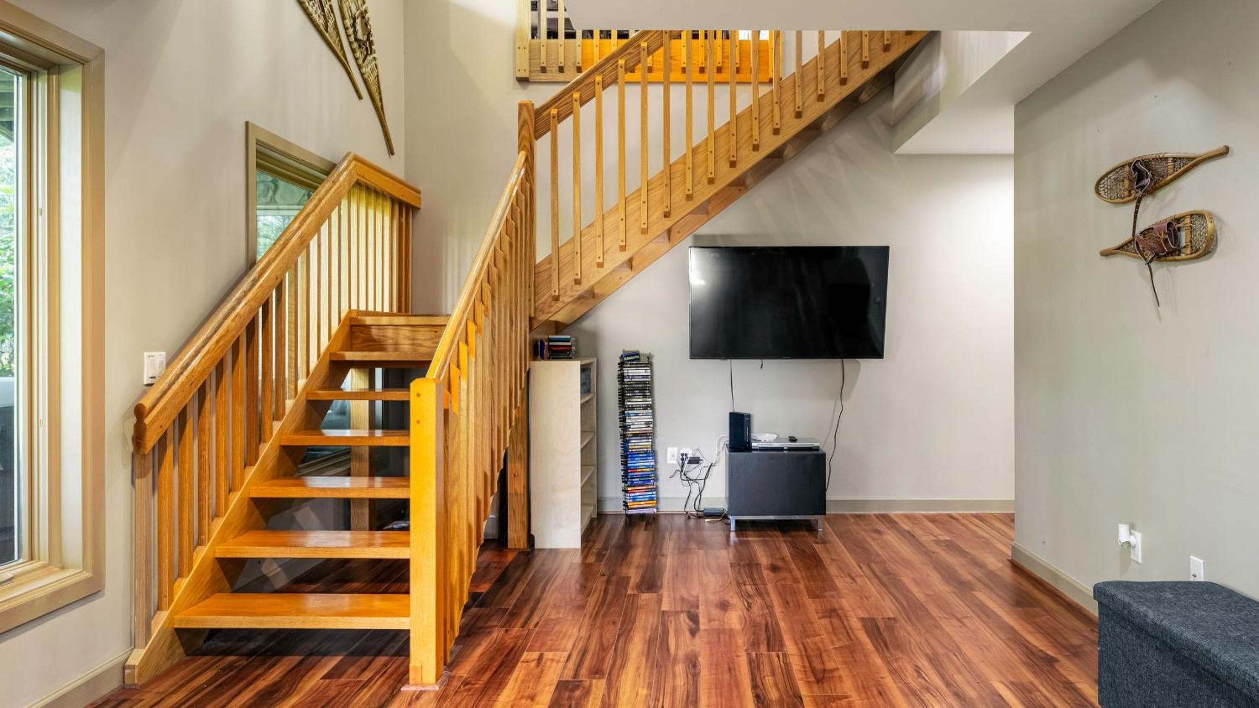 Lake Harmony Chalet w Hot Tub Arcades Near Beaches Ski Trails Everpine Lodge by AvantStay
