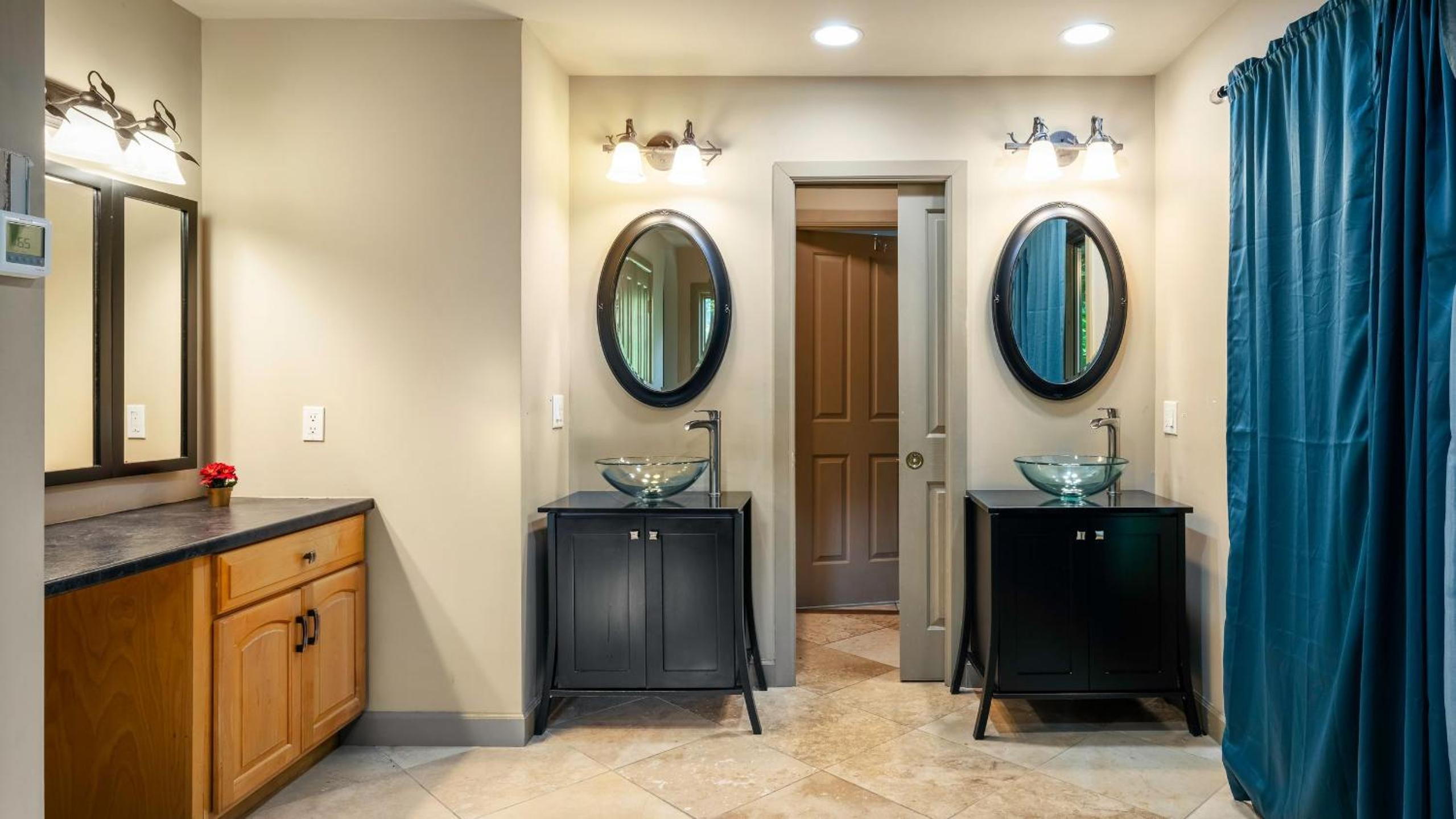 Lake Harmony Chalet w Hot Tub Arcades Near Beaches Ski Trails Everpine Lodge by AvantStay