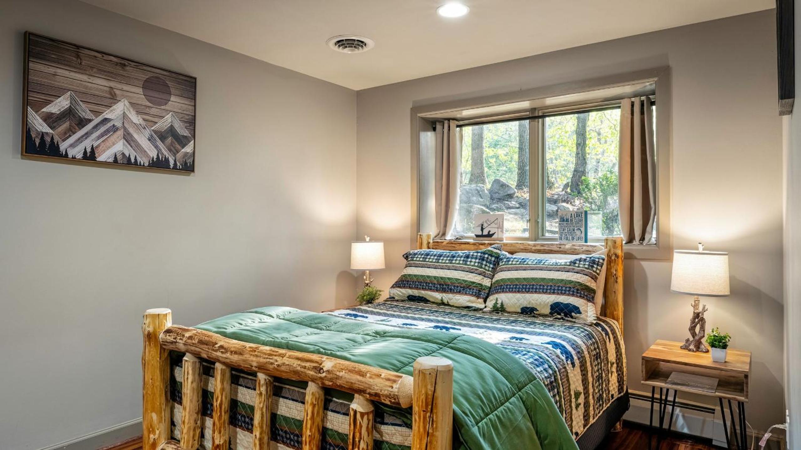 Lake Harmony Chalet w Hot Tub Arcades Near Beaches Ski Trails Everpine Lodge by AvantStay