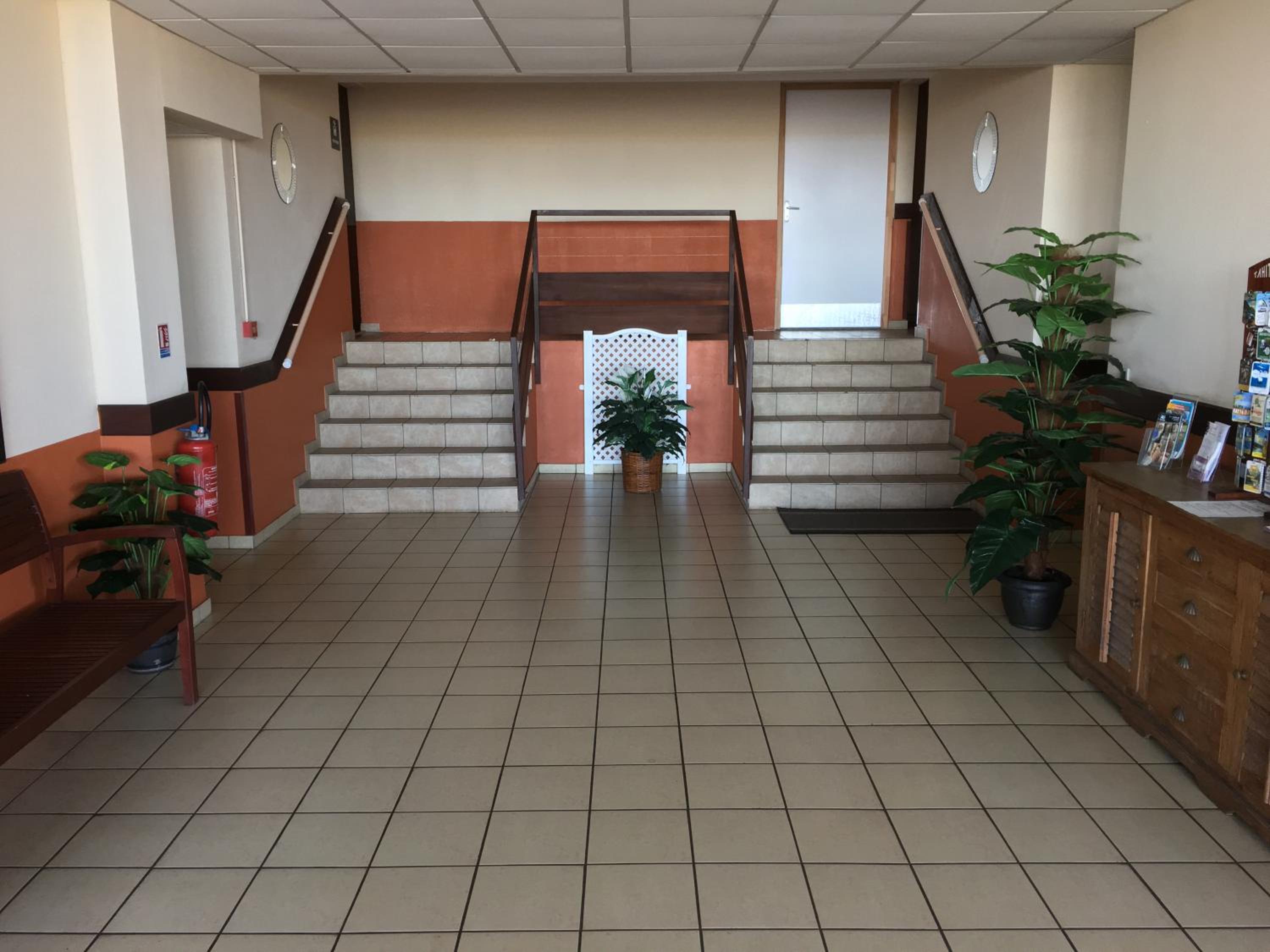 Tahiti Airport Motel