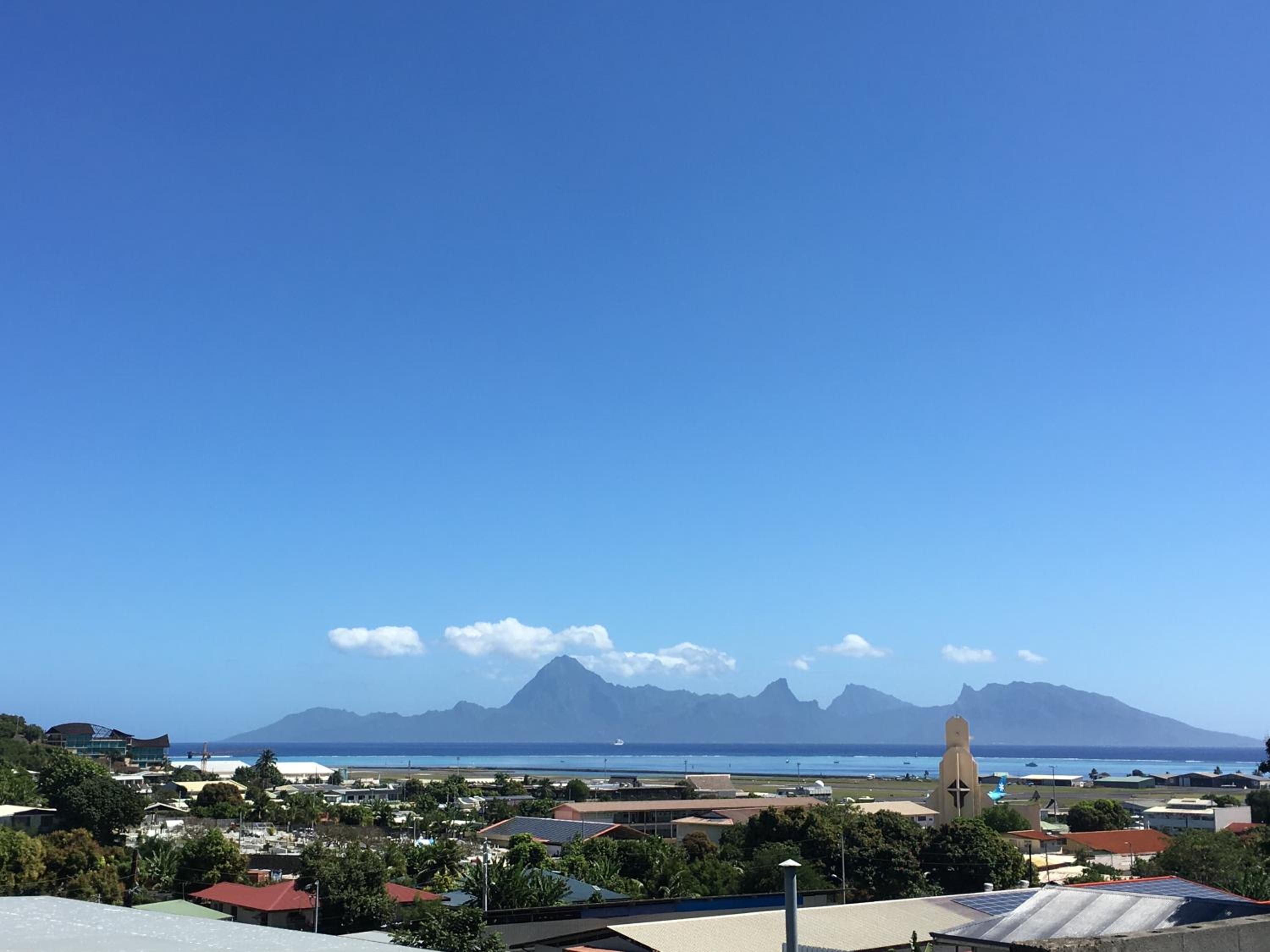 Tahiti Airport Motel