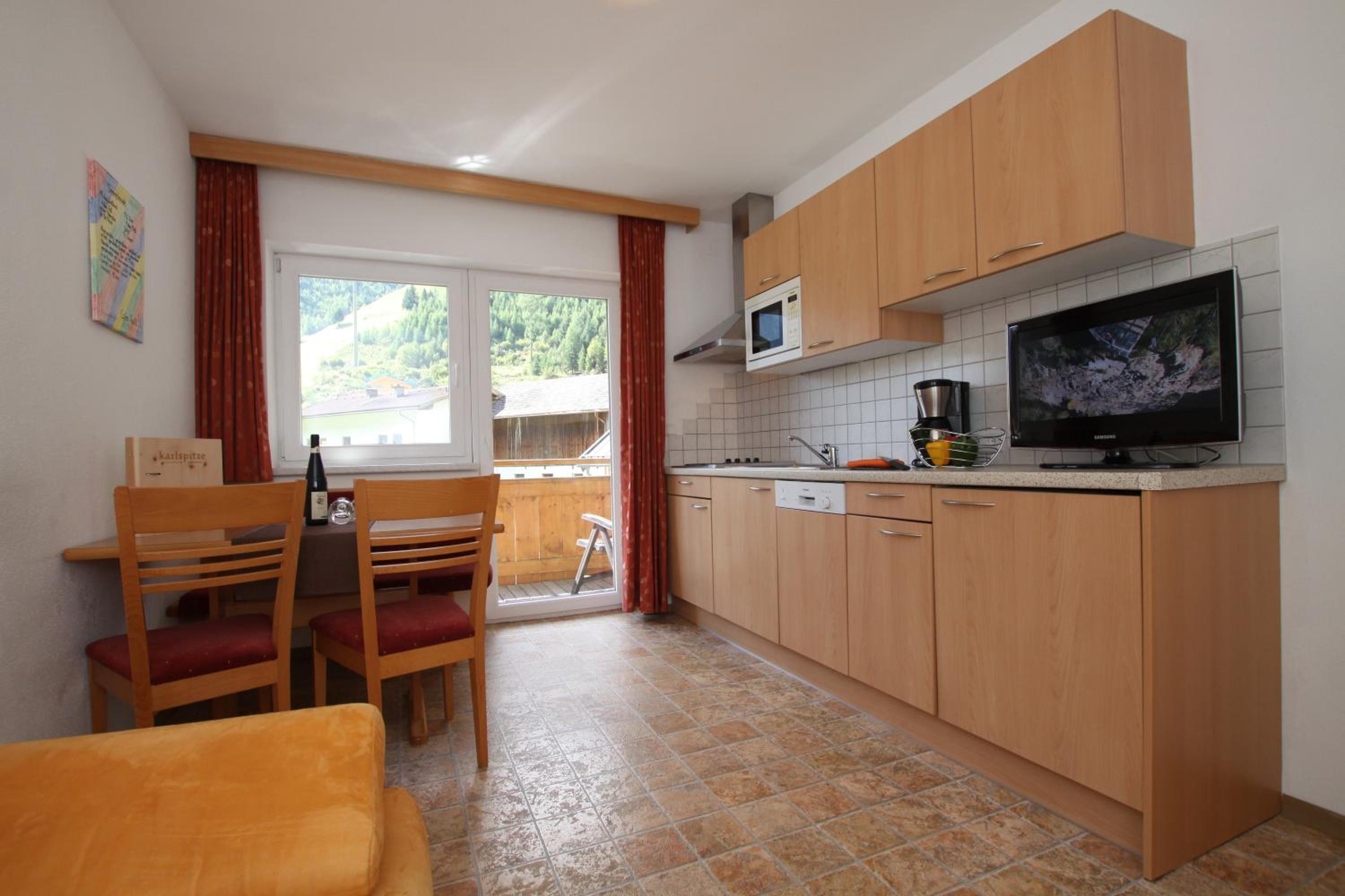Photo 40