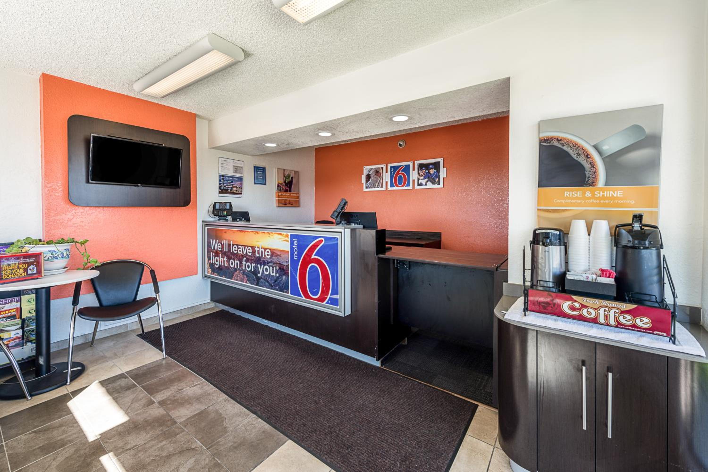 Reno Vacations - Motel 6-Sparks, NV - Airport - Sparks - Property Image 7