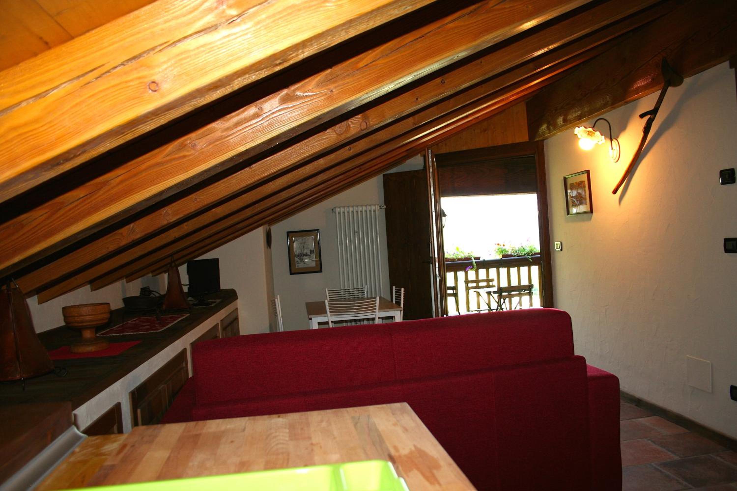 Photo 33