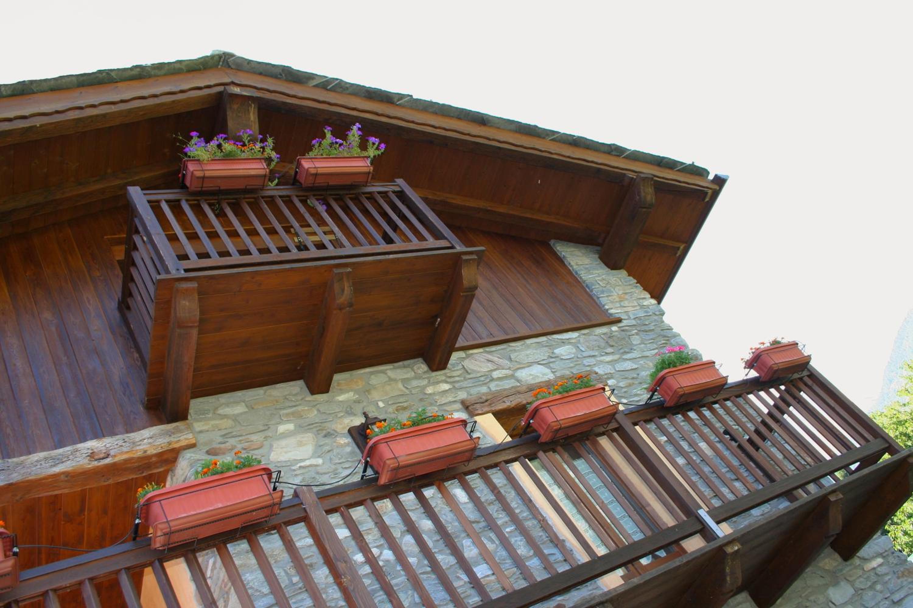Photo 27