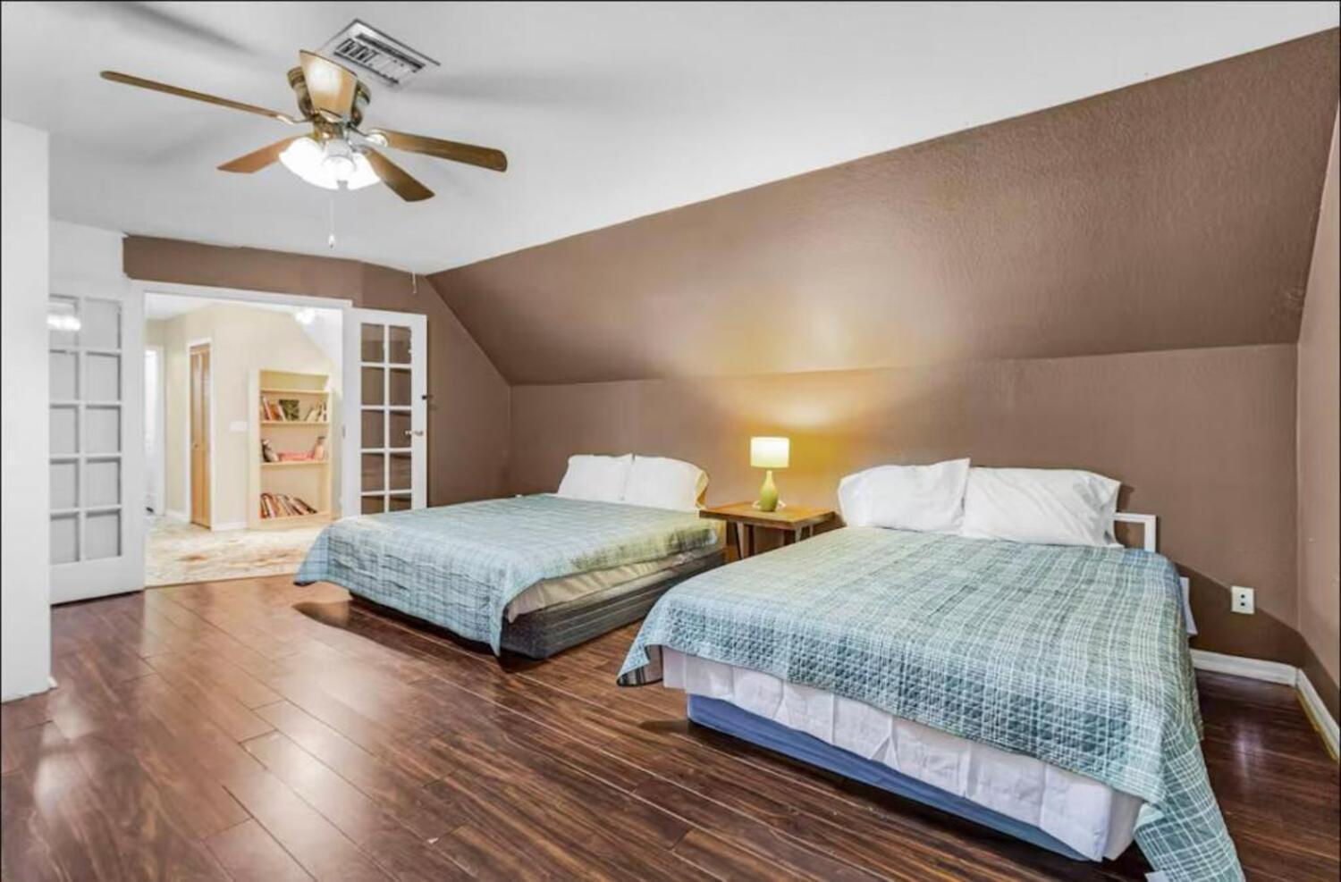 Al Capone - Paradise Home & Apartment