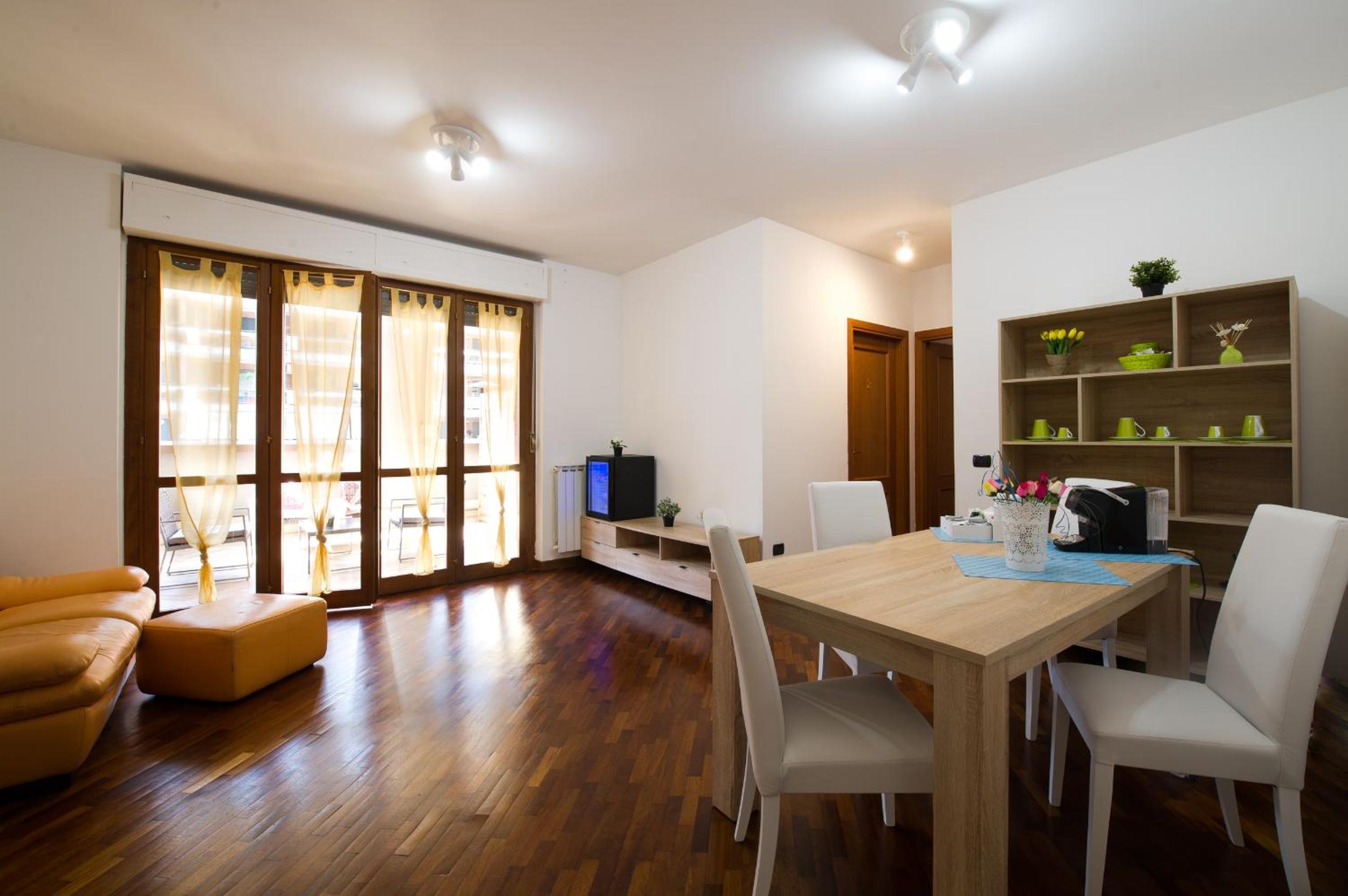 Domus BB - Plaza