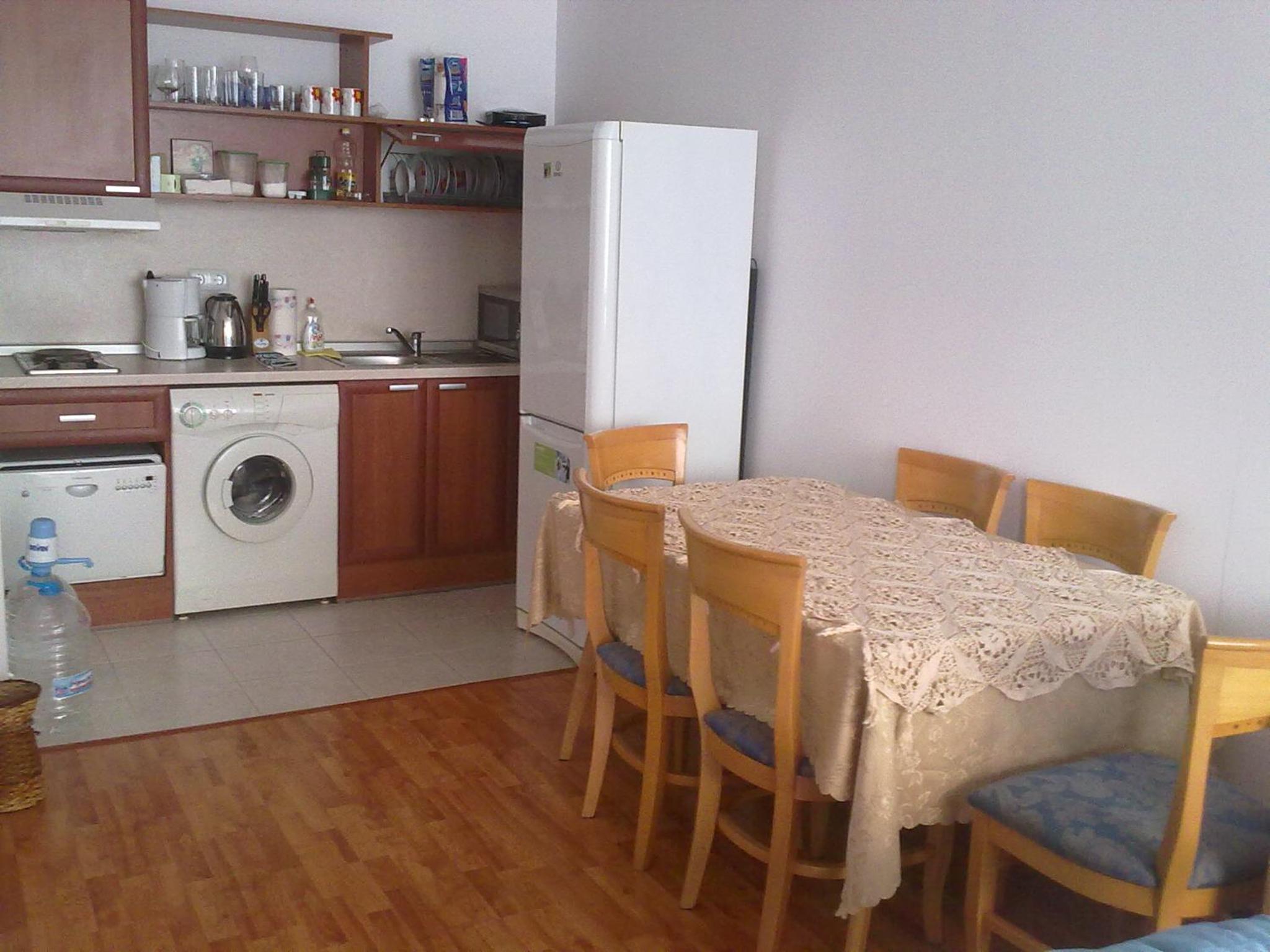 Elias Apartment