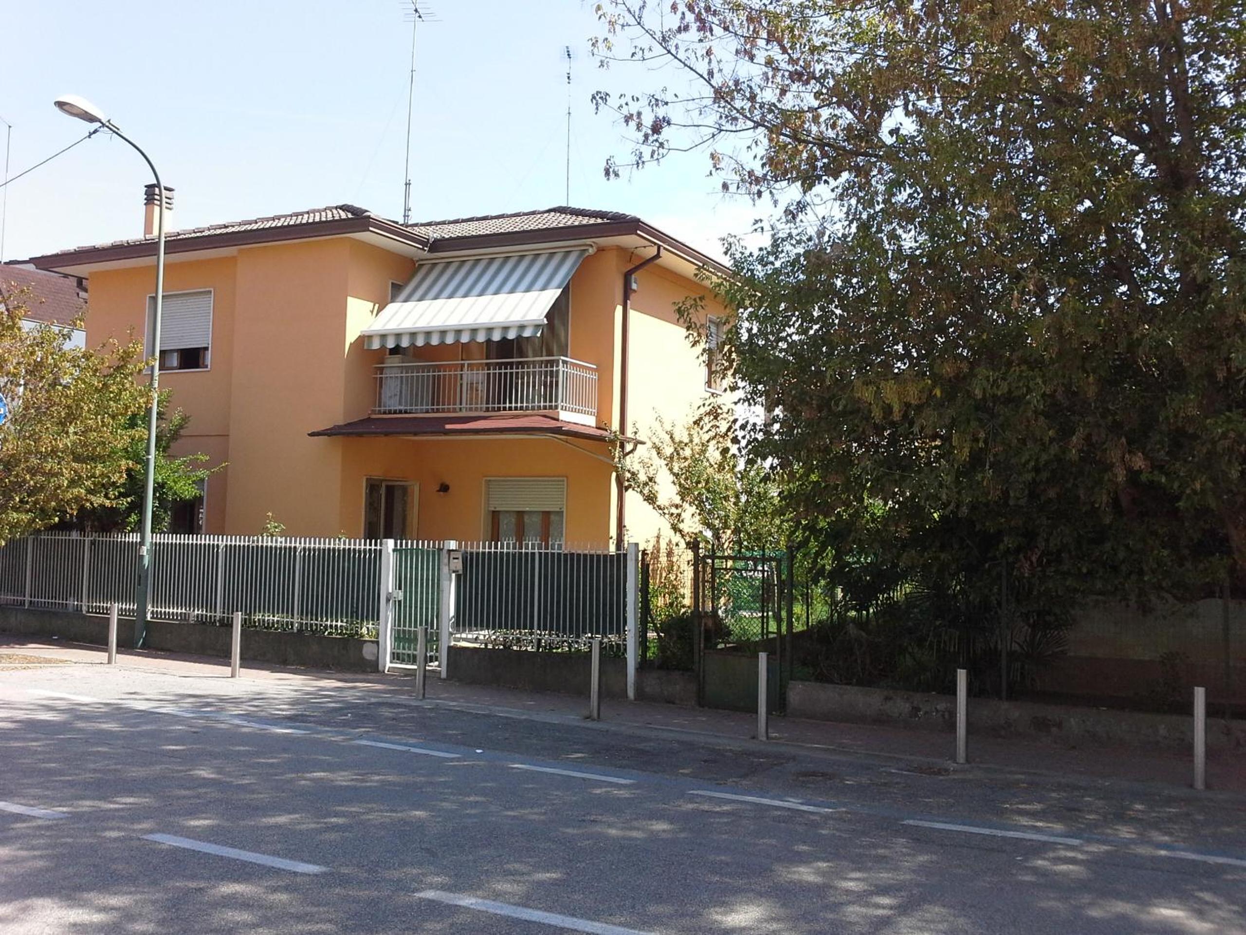 Photo 37