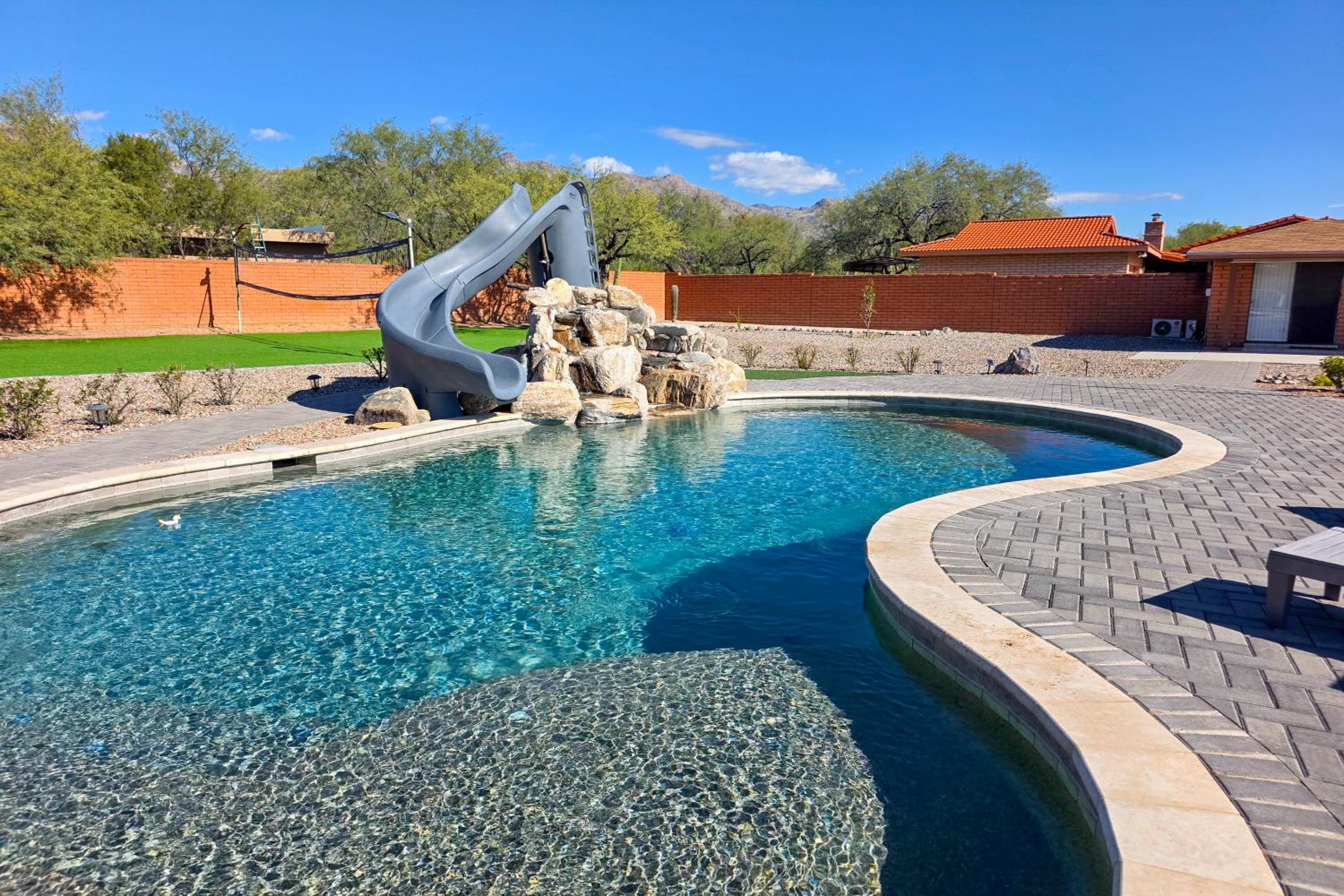 Pool and Patio! Bike Haüs By Catalina Mtn Trails