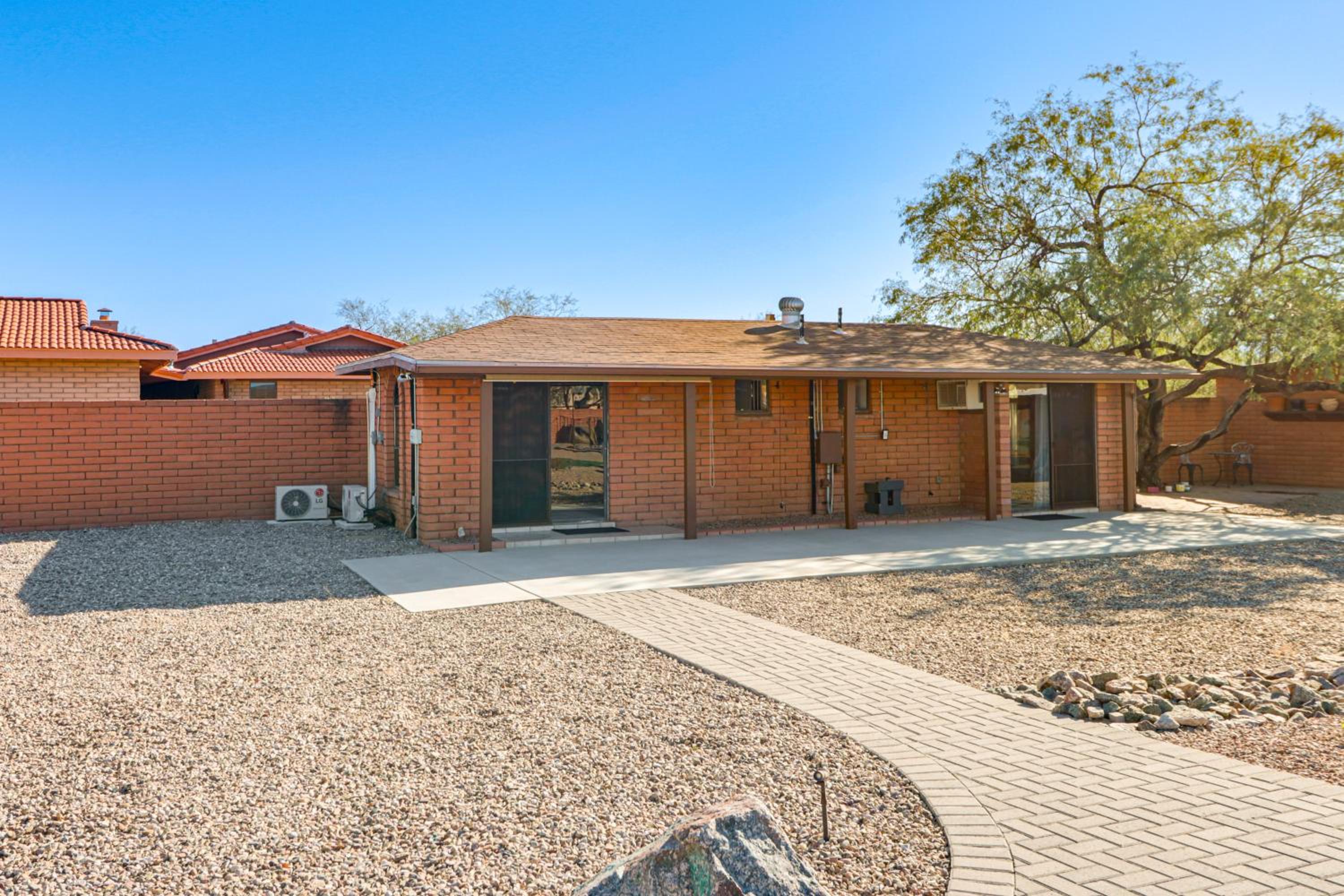 Pool and Patio! Bike Haüs By Catalina Mtn Trails