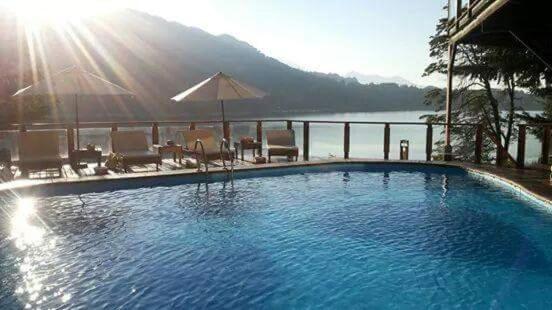 Dos Bahias Lake Resort
