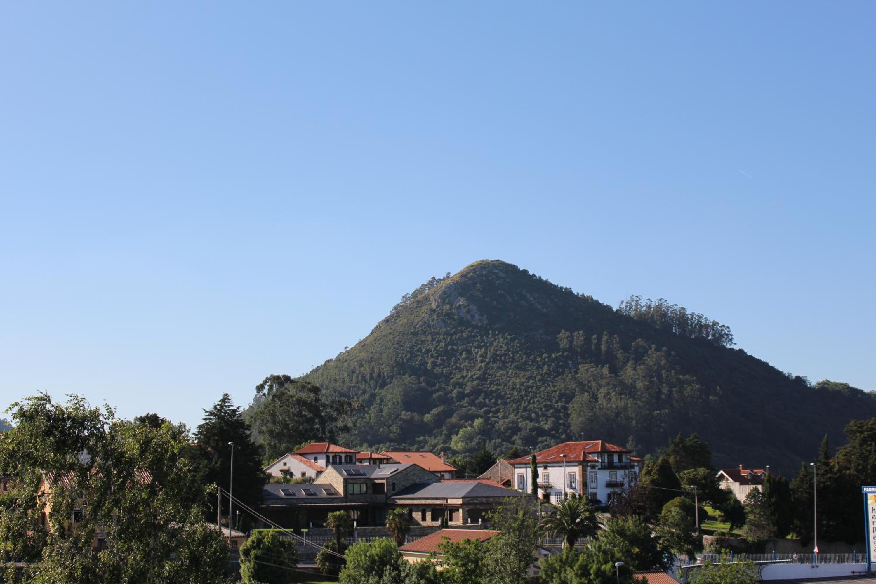 Hosteria La Moraleja