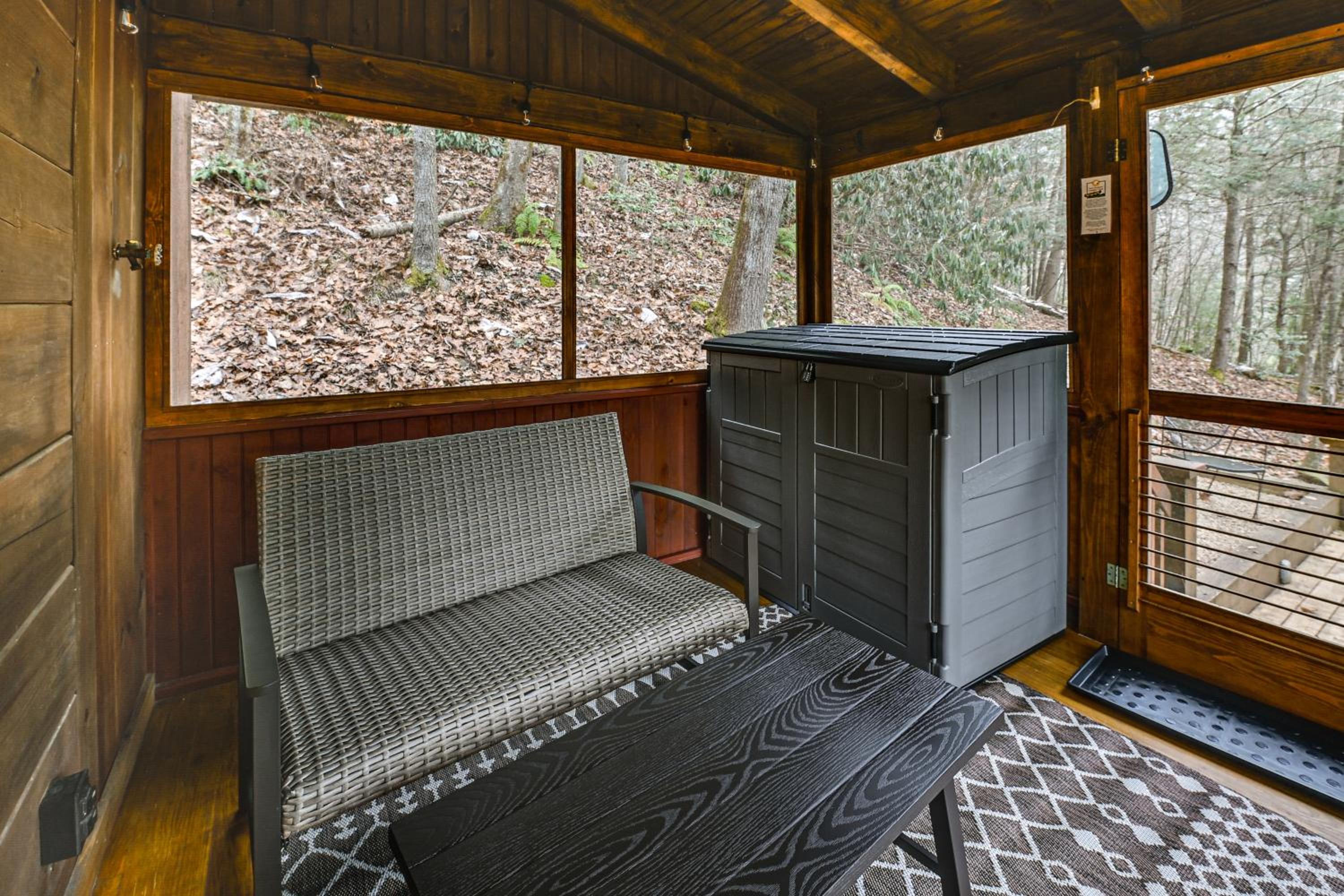 Beautiful Wood Cabin in Red River Gorge