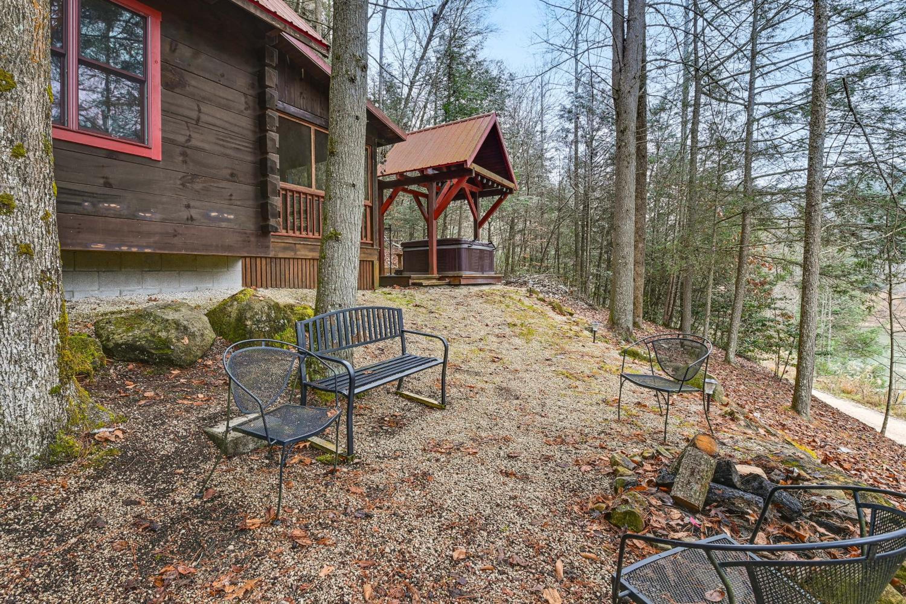 Beautiful Wood Cabin in Red River Gorge