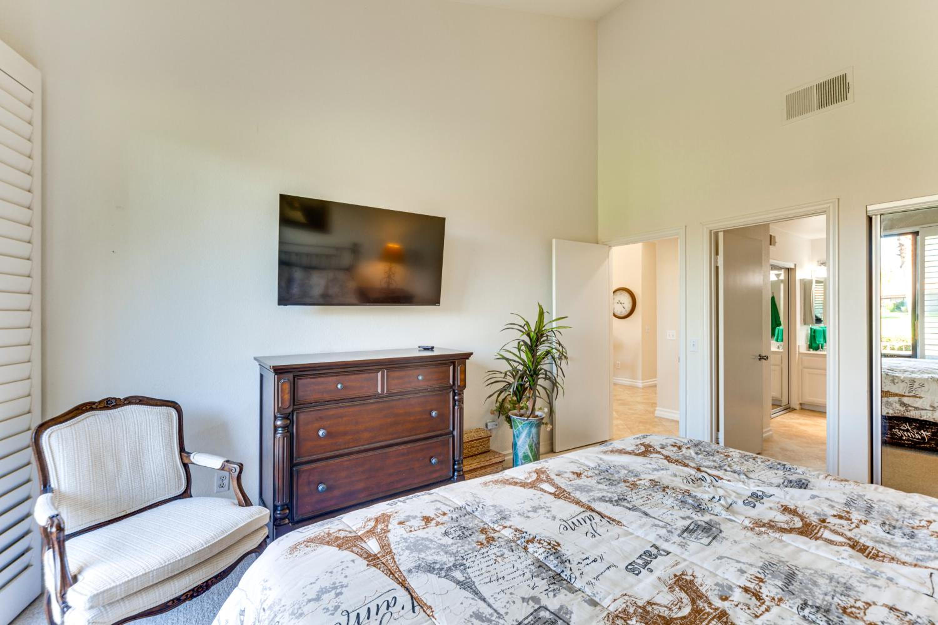 Mtn View and Fairway-Facing Patio Palm Desert Condo