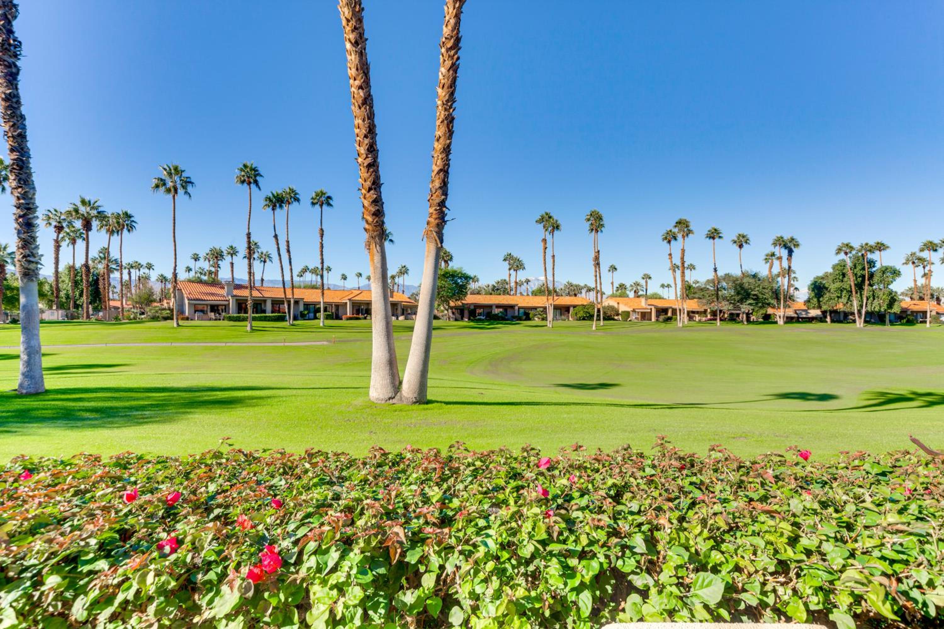 Mtn View and Fairway-Facing Patio Palm Desert Condo