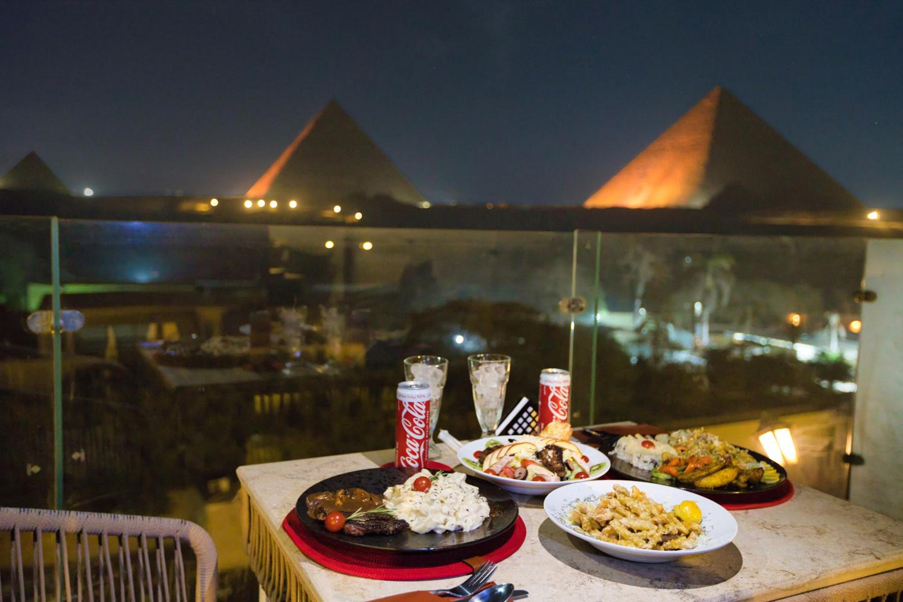 Pyramids Vision Hotel