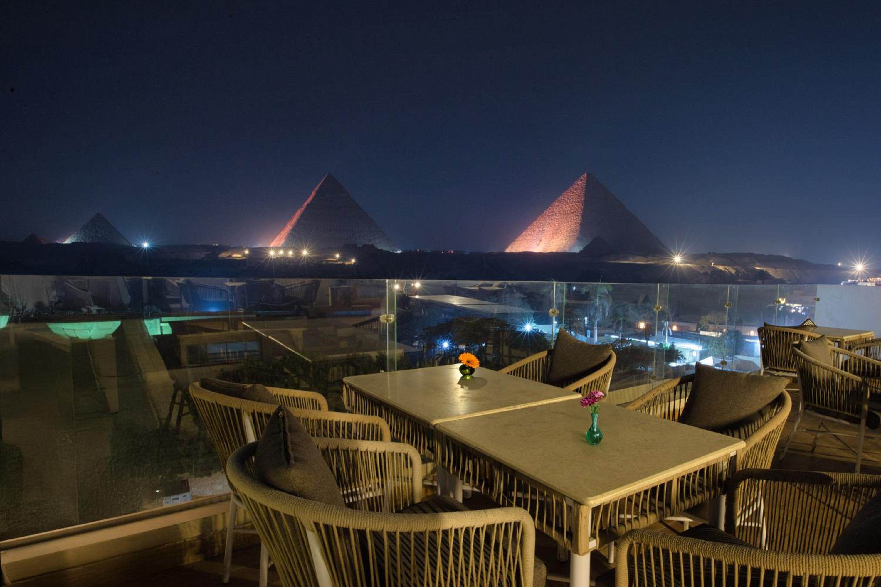 Pyramids Vision Hotel