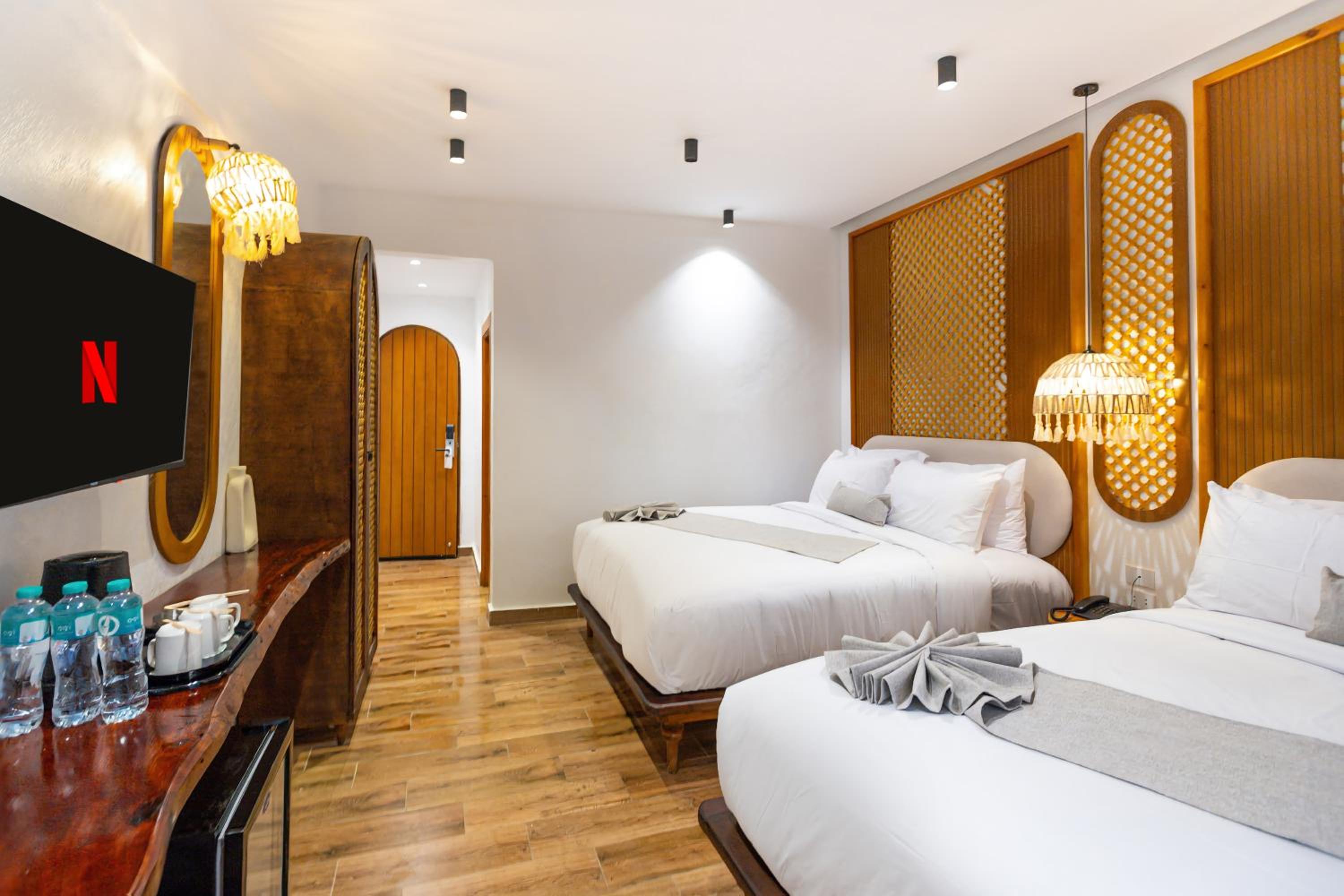 Pyramids Vision Hotel
