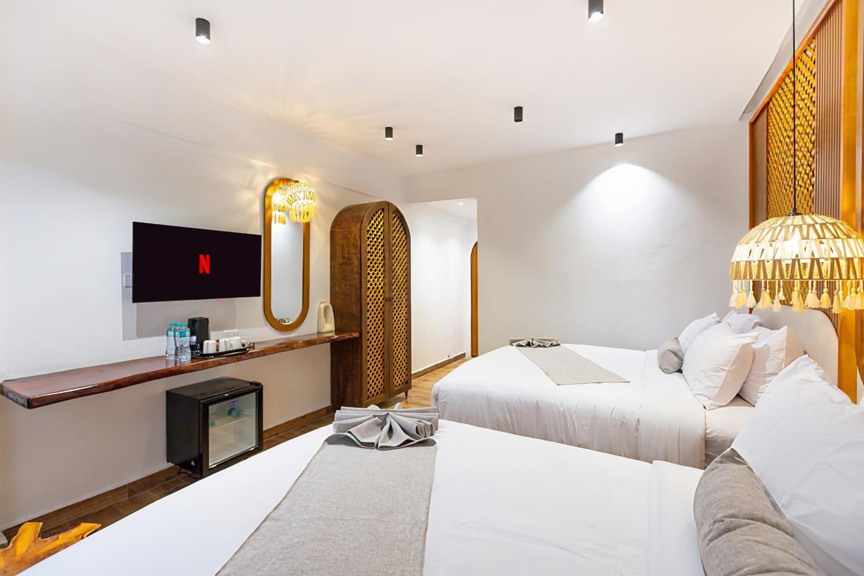 Pyramids Vision Hotel