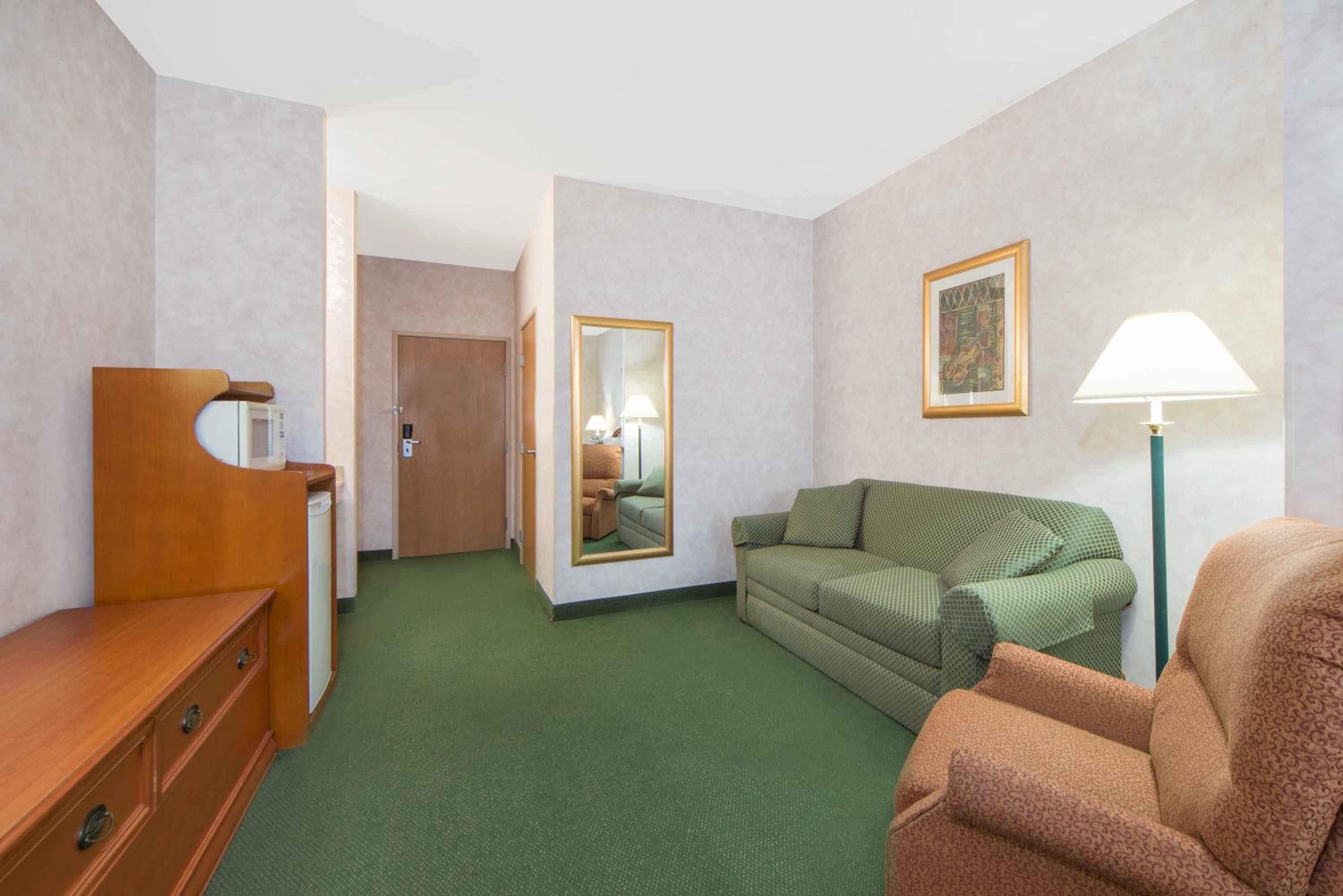 Dumas Vacations - Spark by Hilton Dumas - Property Image 3