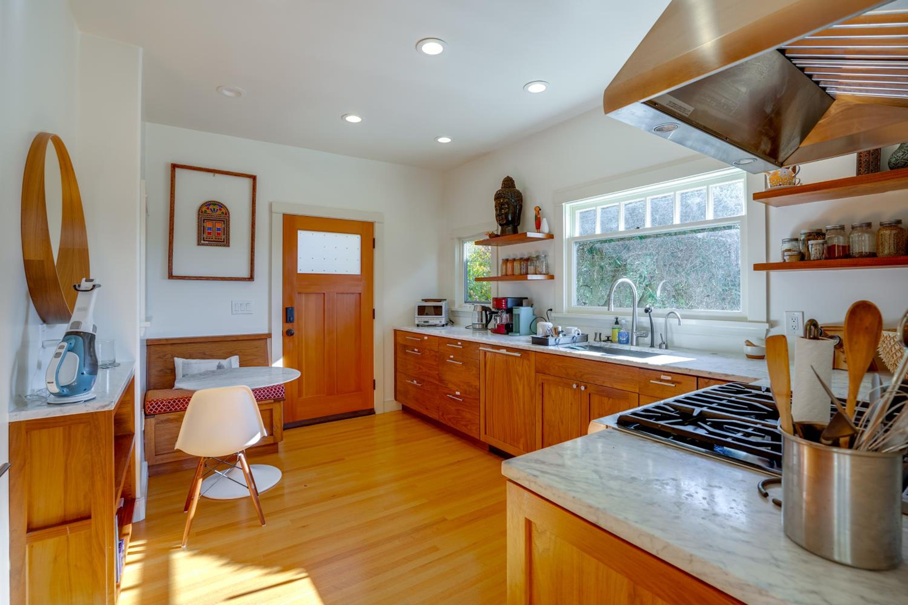Golden Gate and Sunset Views! Classic Berkeley Home