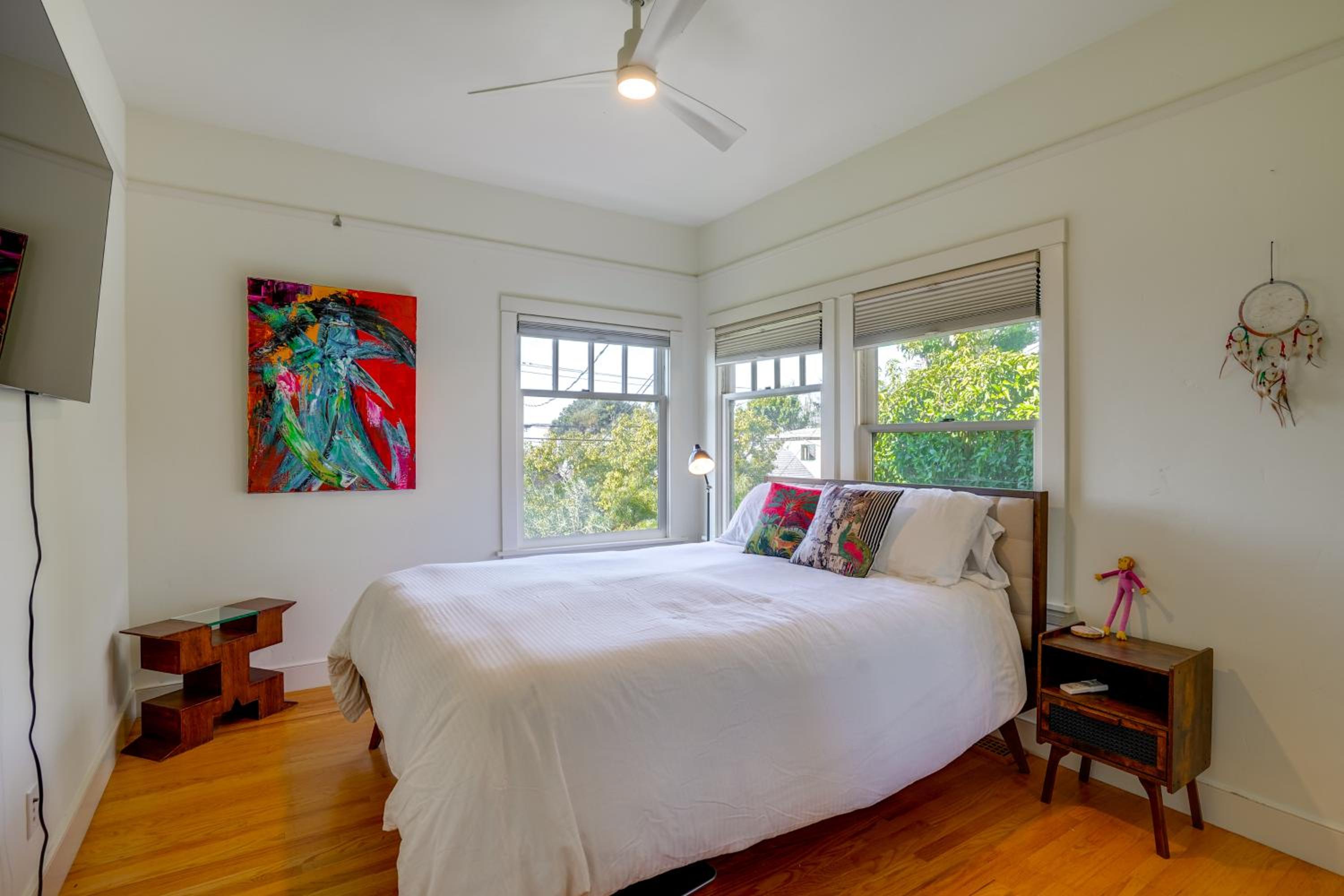 Golden Gate and Sunset Views! Classic Berkeley Home