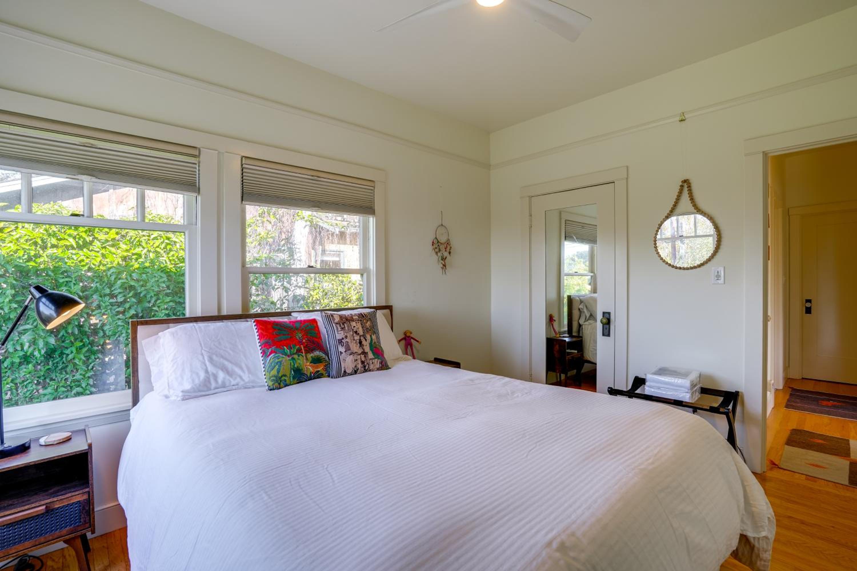 Golden Gate and Sunset Views! Classic Berkeley Home