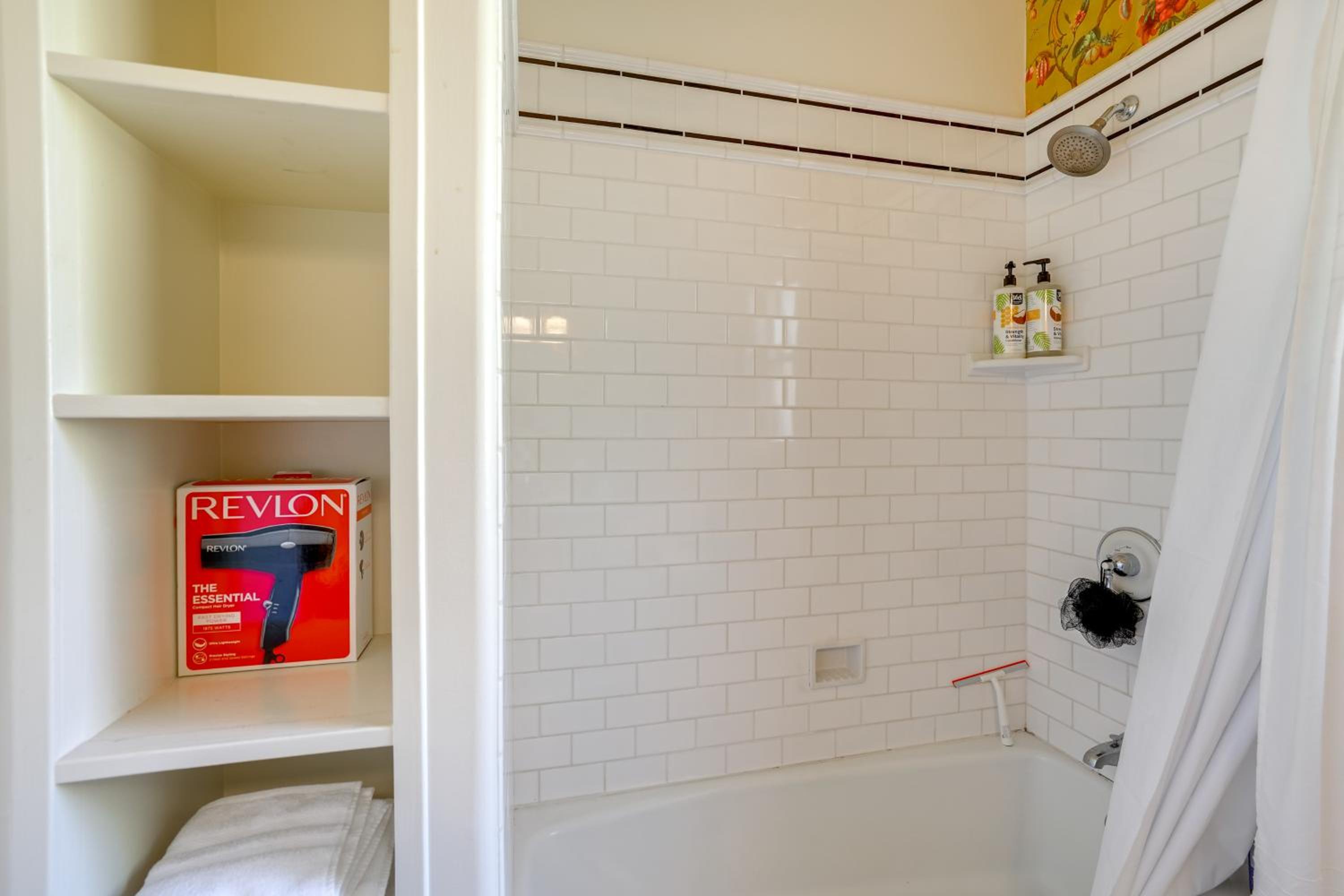 Golden Gate and Sunset Views! Classic Berkeley Home