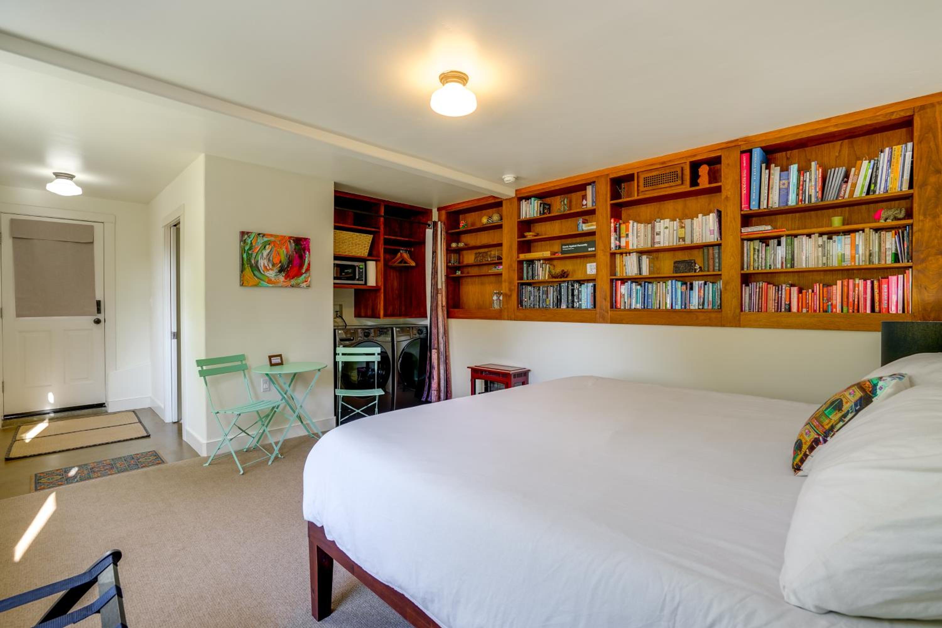 Golden Gate and Sunset Views! Classic Berkeley Home