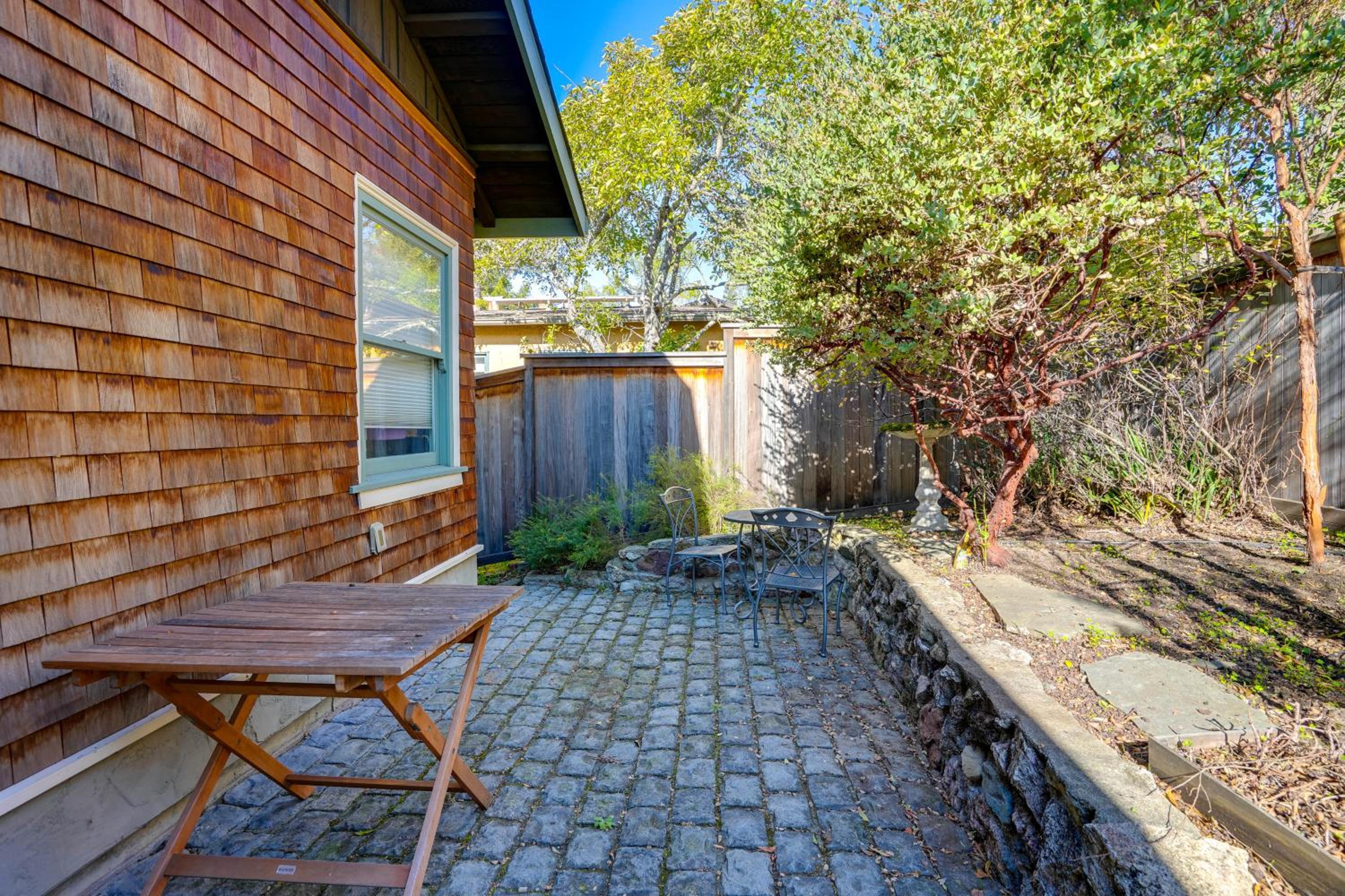 Golden Gate and Sunset Views! Classic Berkeley Home