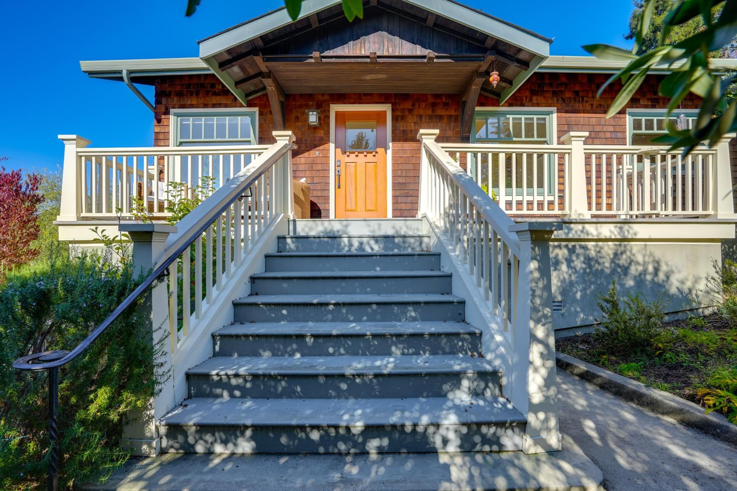 Golden Gate and Sunset Views! Classic Berkeley Home