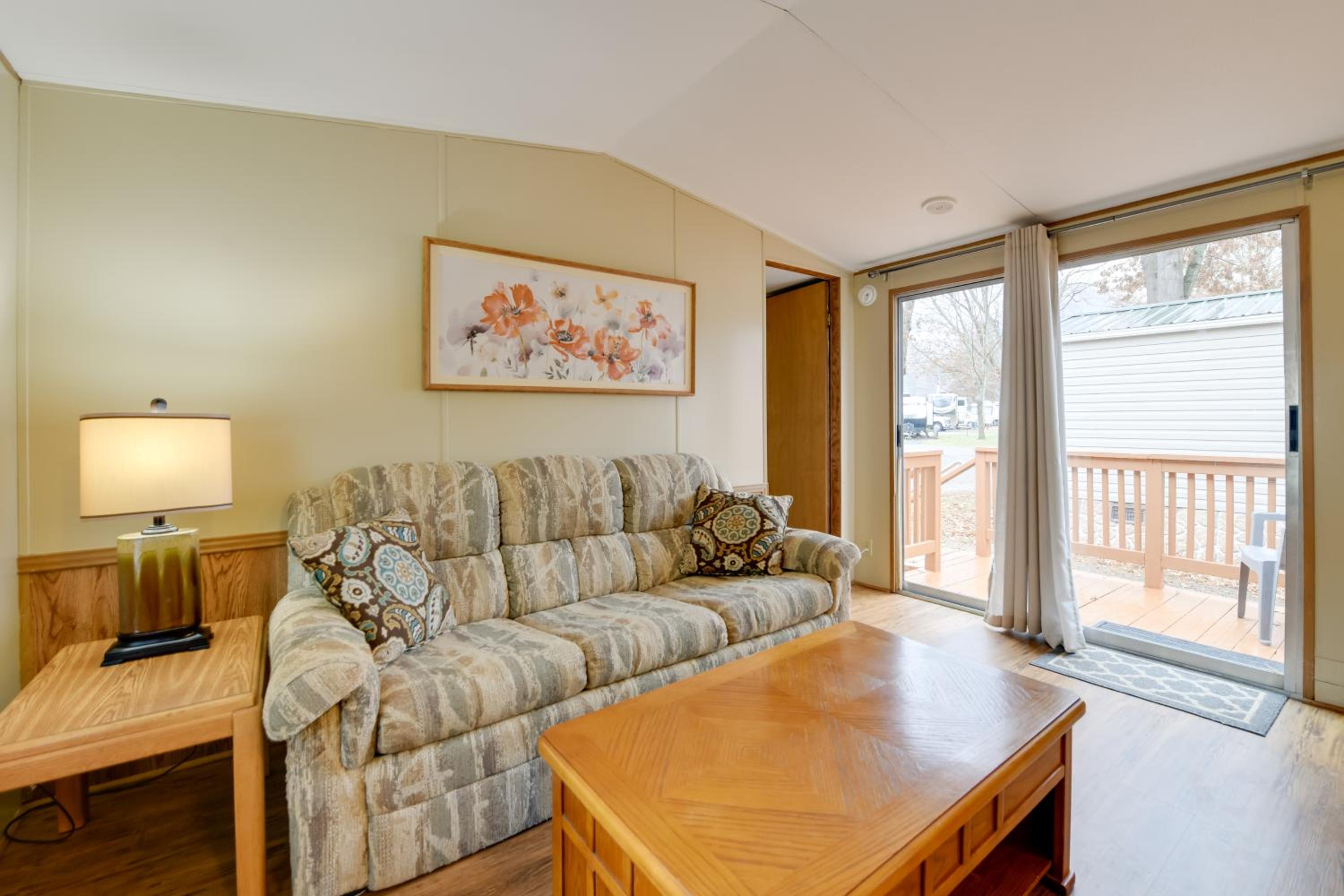 13 Mi to Slopes! Group-Friendly Blue Ridge Retreat