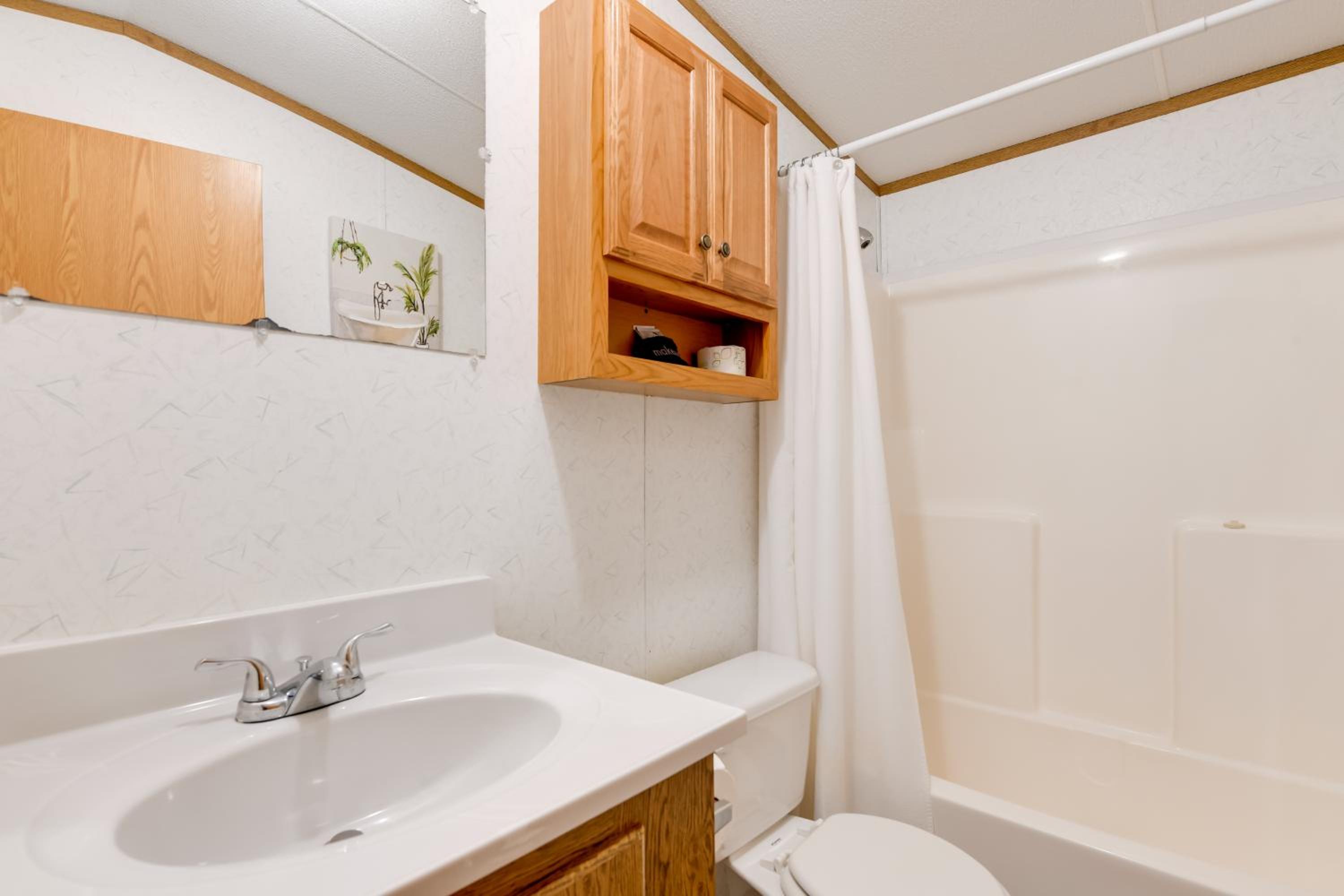 Blue Ridge Mtns Group Getaway with Hot Tub Access