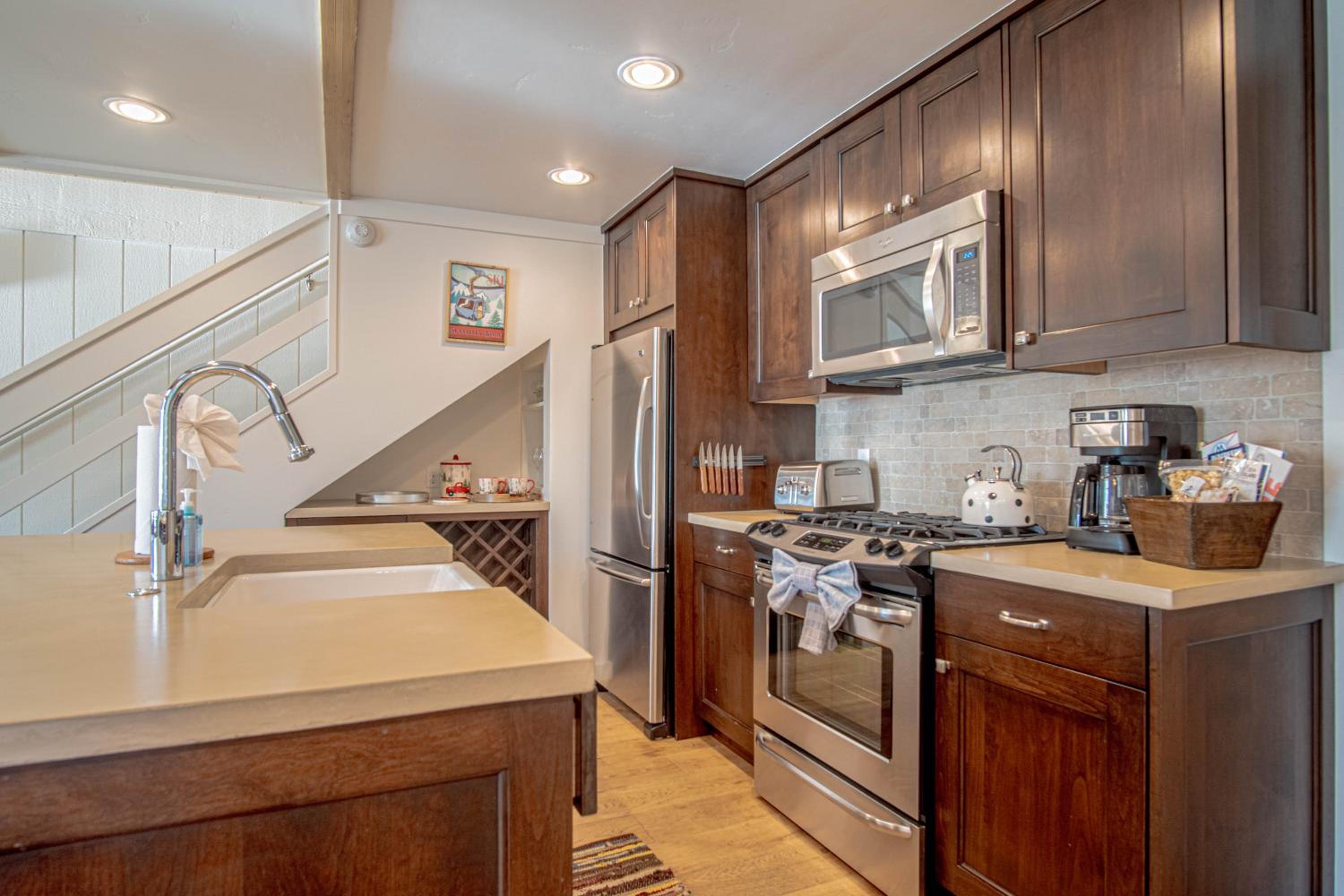 4BD Villager Mountain Retreat + SV Resort Passes