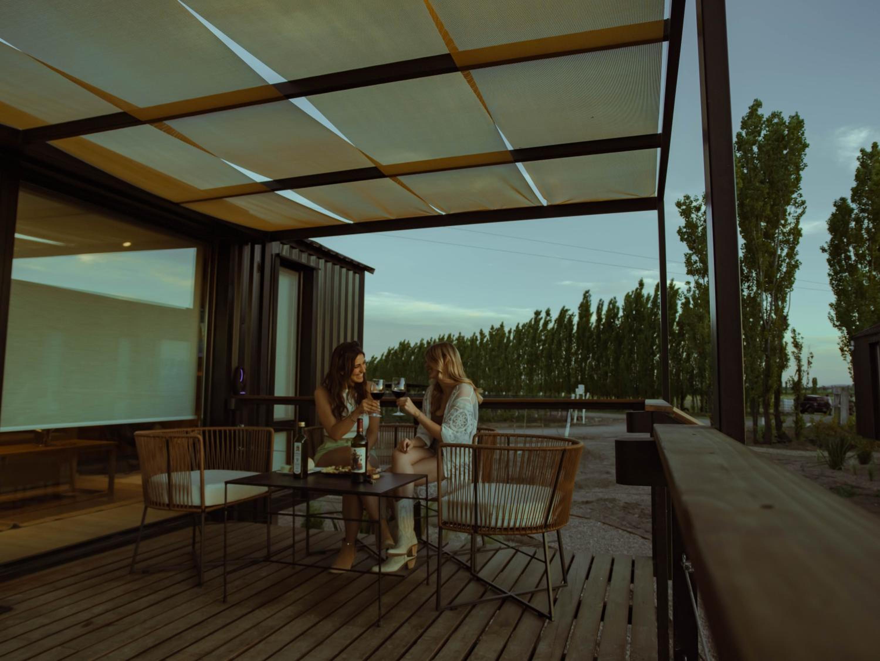 Bodega Iaccarini Wine Lodge by BT Homes