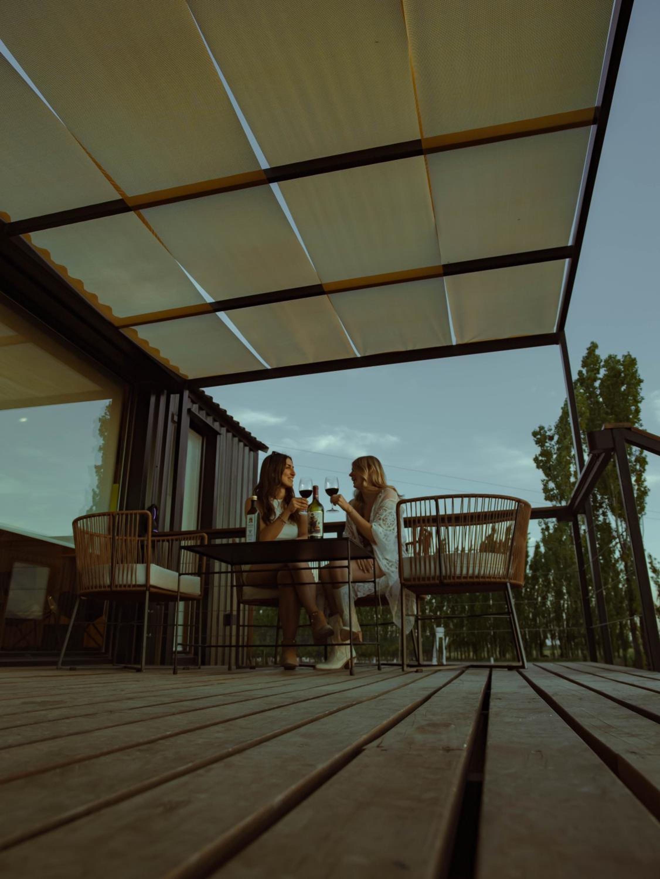 Bodega Iaccarini Wine Lodge by BT Homes