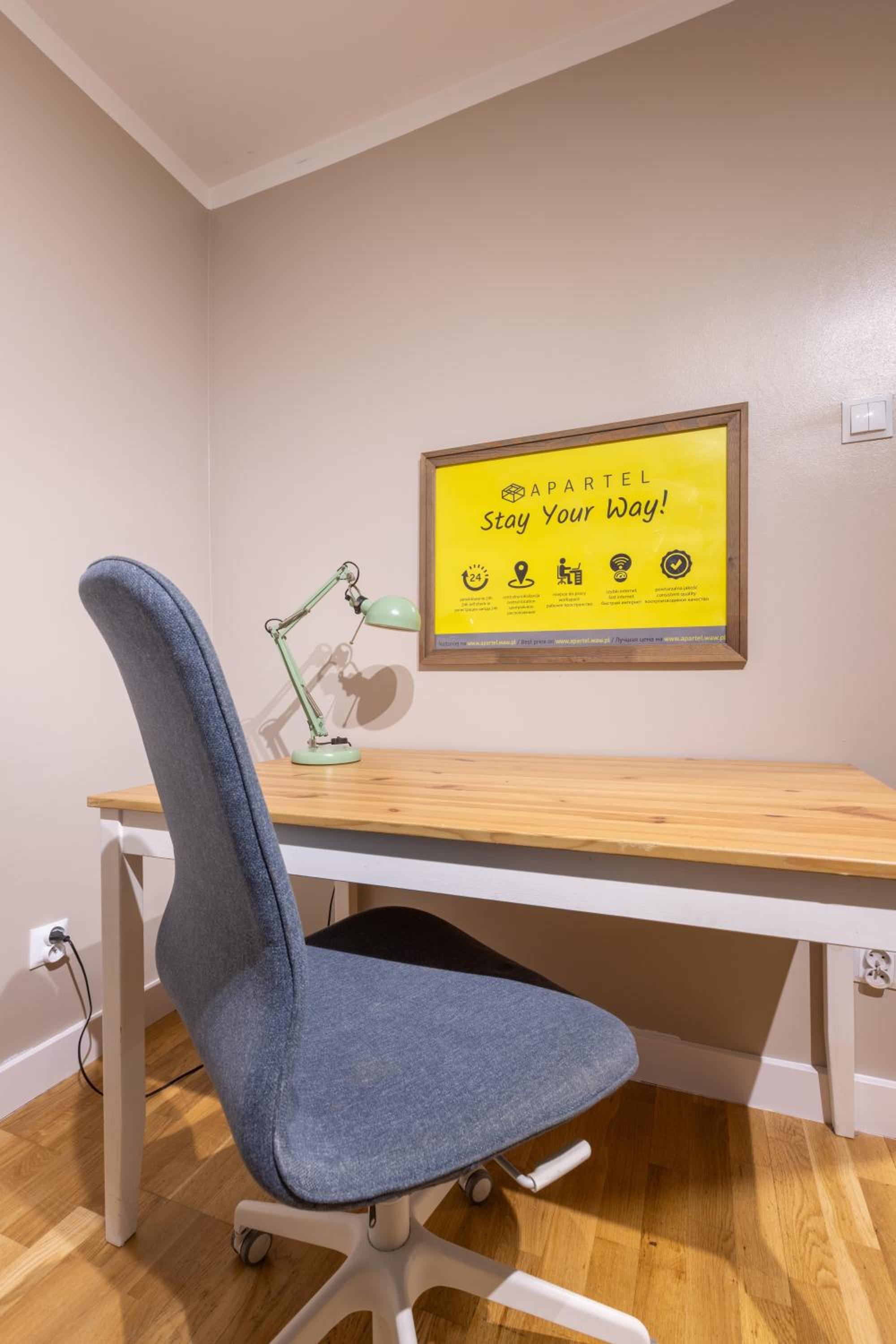 New! Studio with 3 Beds - Easy Access to Airport, City Center & WUM
