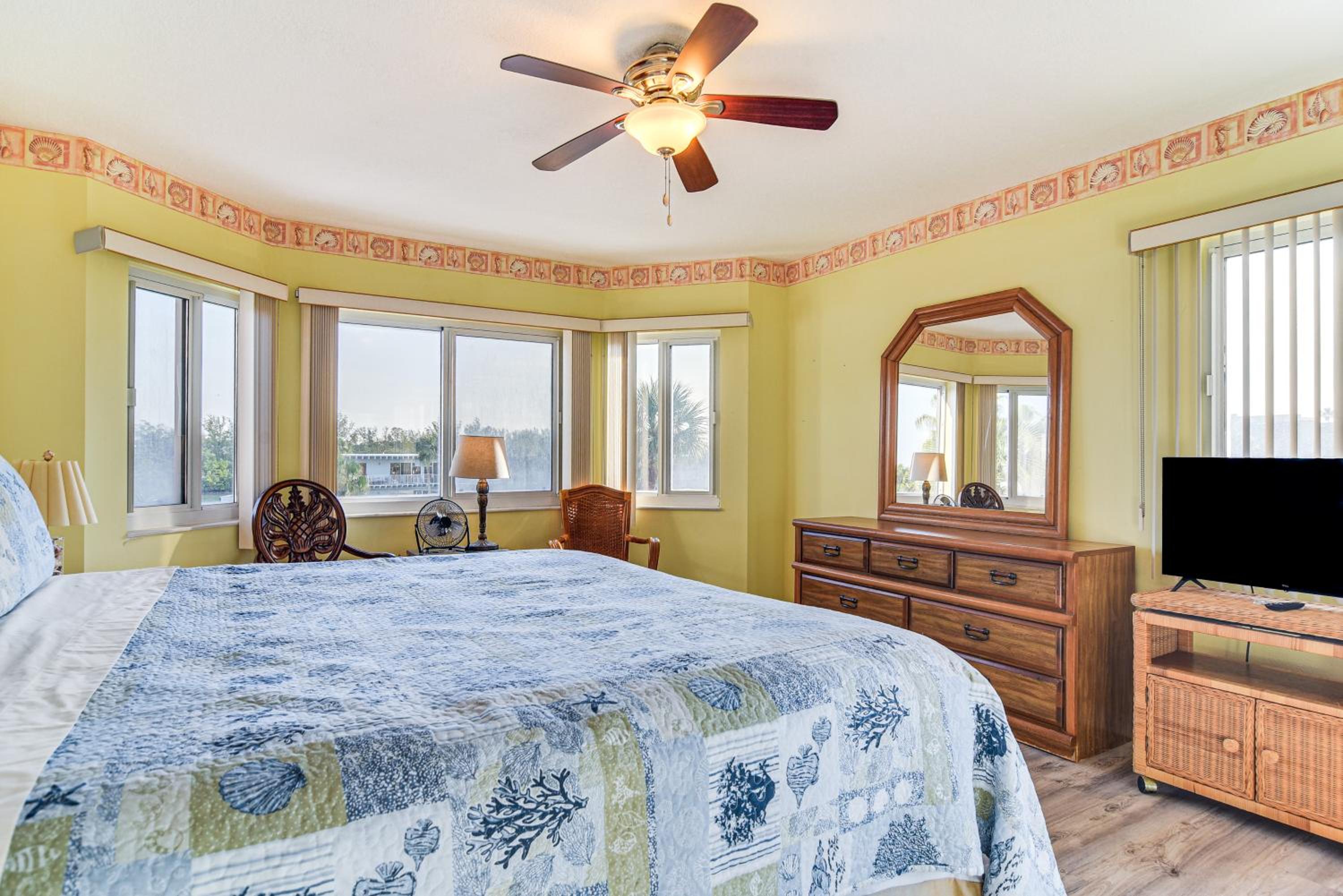 Private Balcony with Gulf Views Indian Shores Condo