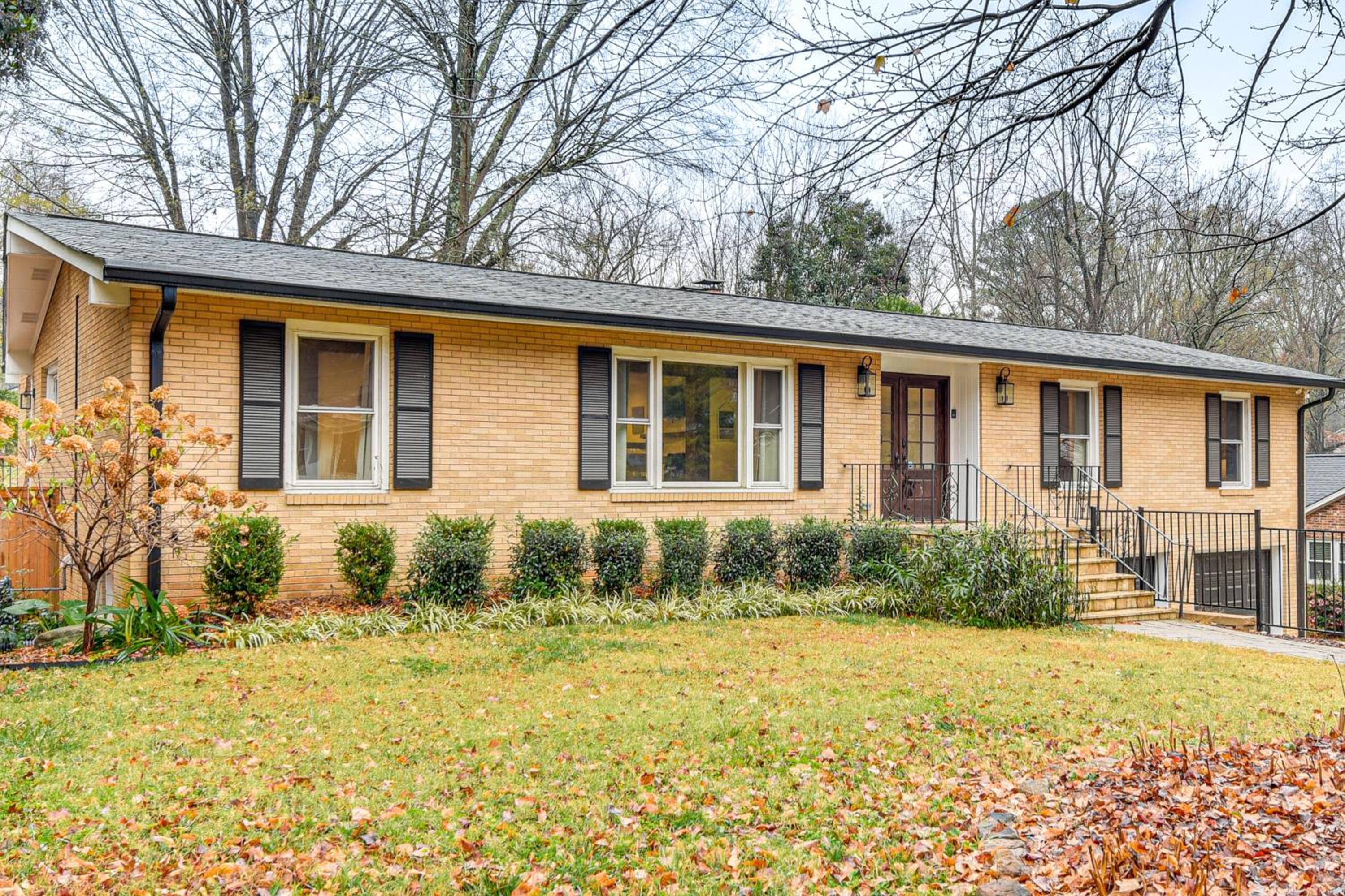 Dog-Friendly Yard, 5 Mi to Uptown Charlotte Home