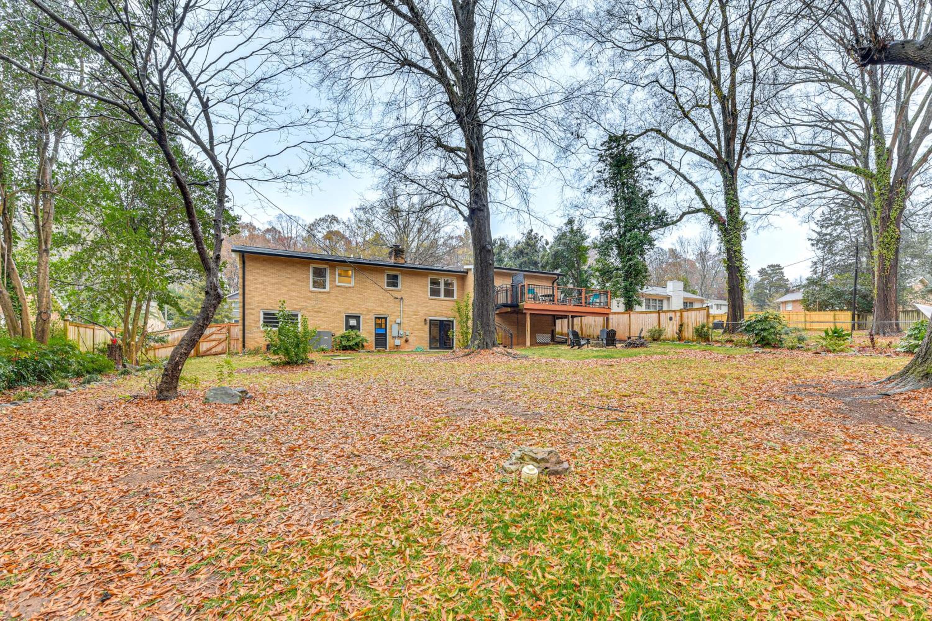 Dog-Friendly Yard, 5 Mi to Uptown Charlotte Home