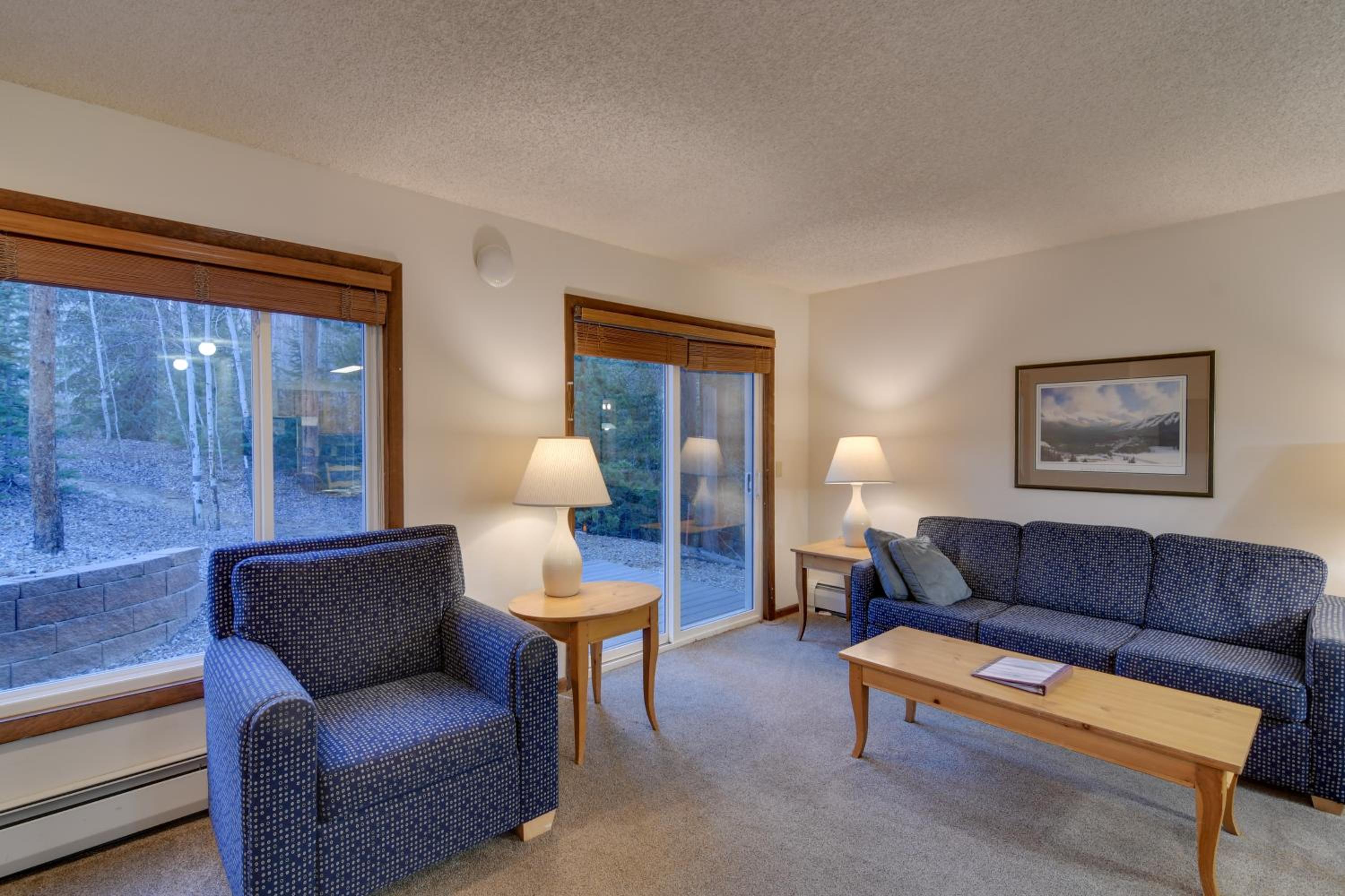 Woodsy Winter Park Condo with Pool and Hot Tub Access