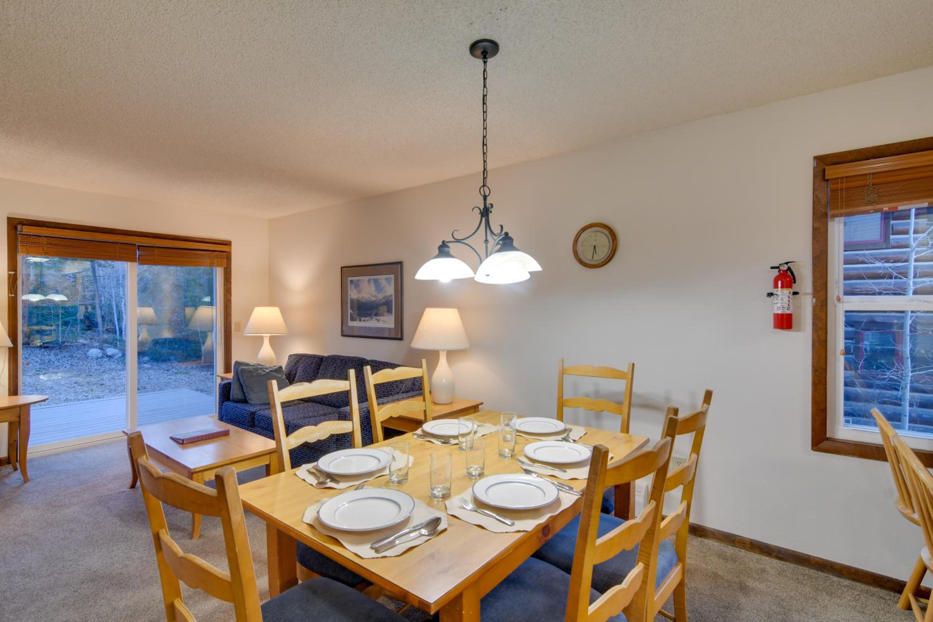 Woodsy Winter Park Condo with Pool and Hot Tub Access