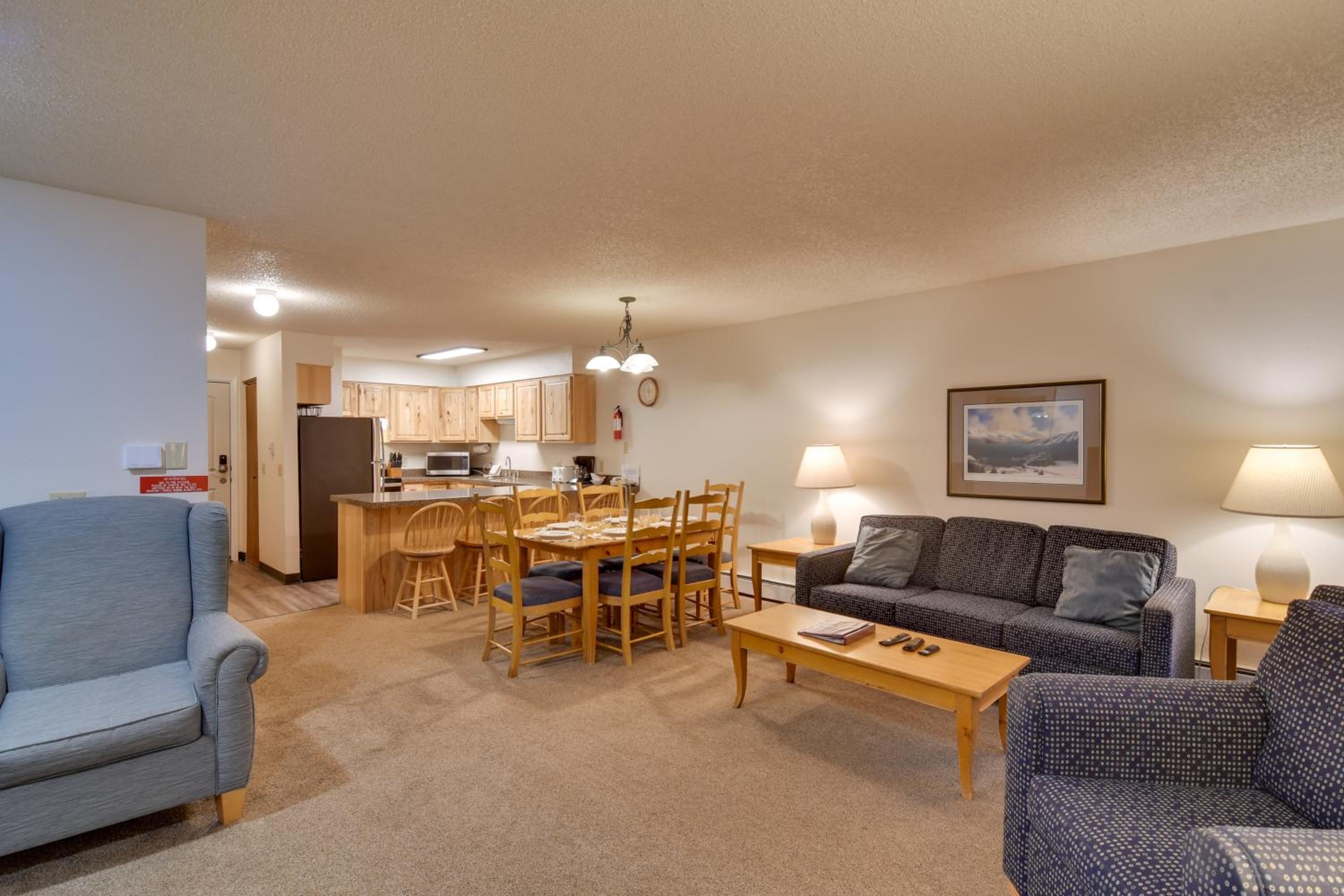 Shuttle to Winter Park Resort! Group Condo with Pool